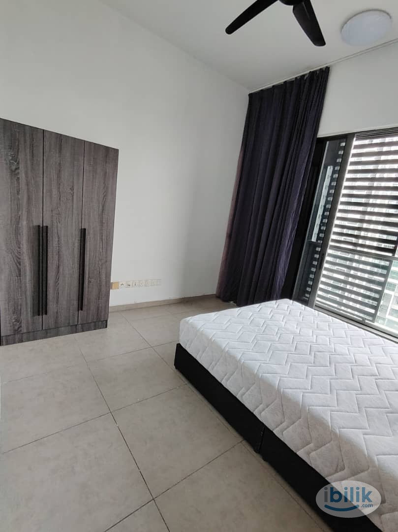 Middle Room at The Petalz, Old Klang Road - Image 2