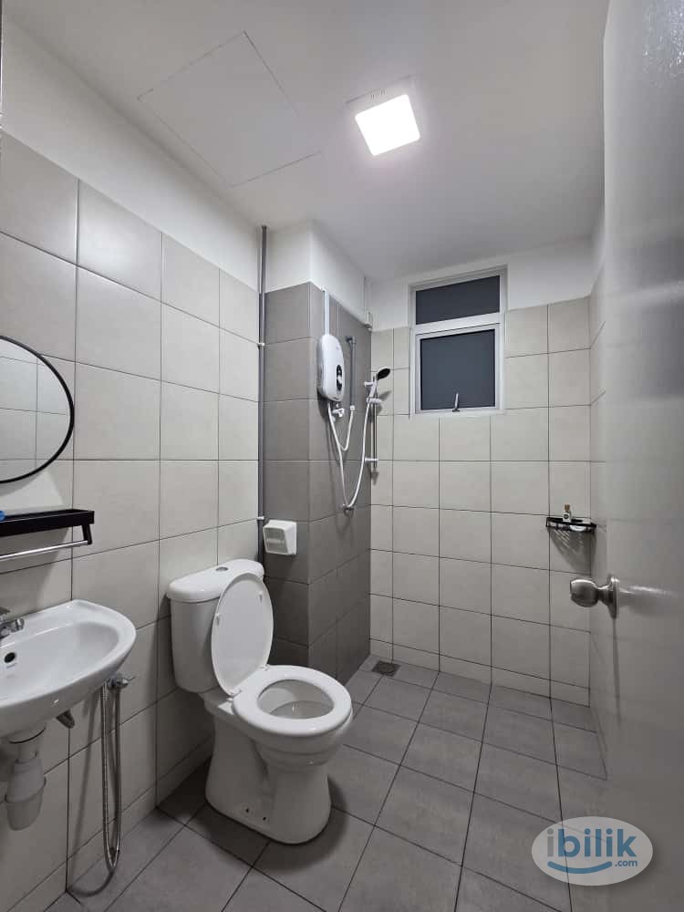 Master Room at Residensi Nexus, Kajang - Image 5
