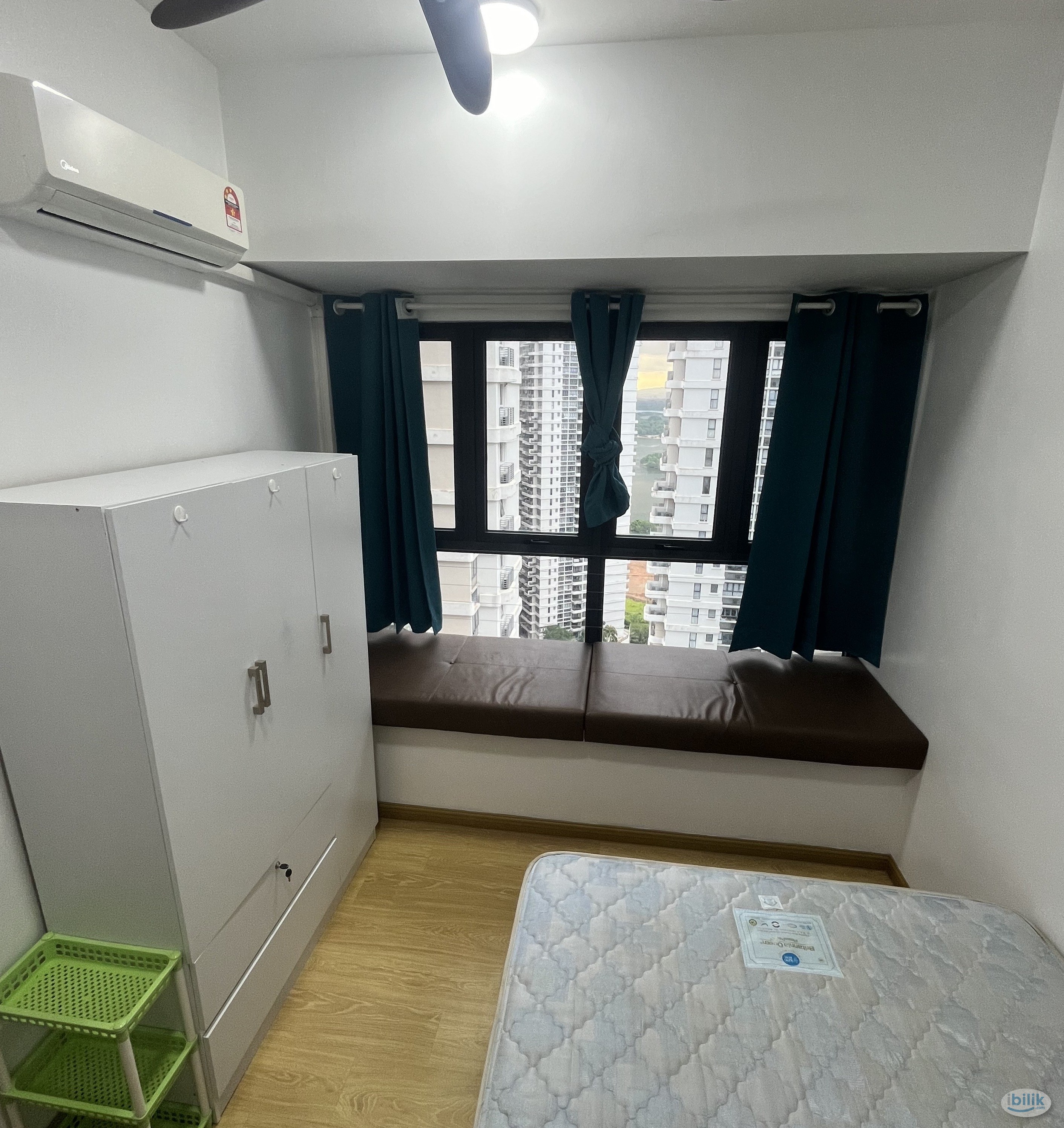 Middle Room at Danga Bay, Johor Bahru - Image 1