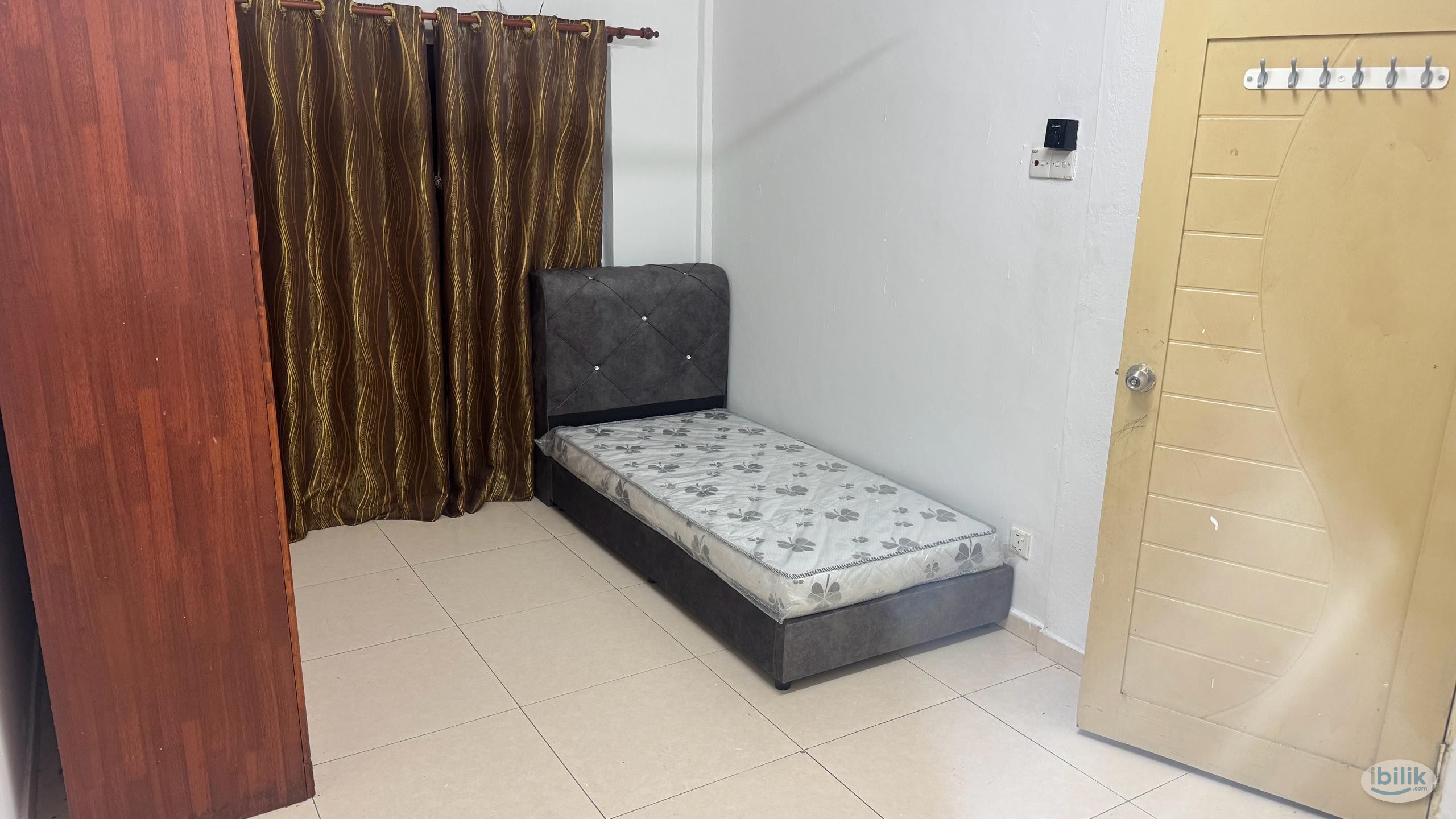 Single Room at Taman Pinggiran Golf, Seremban - Image 2