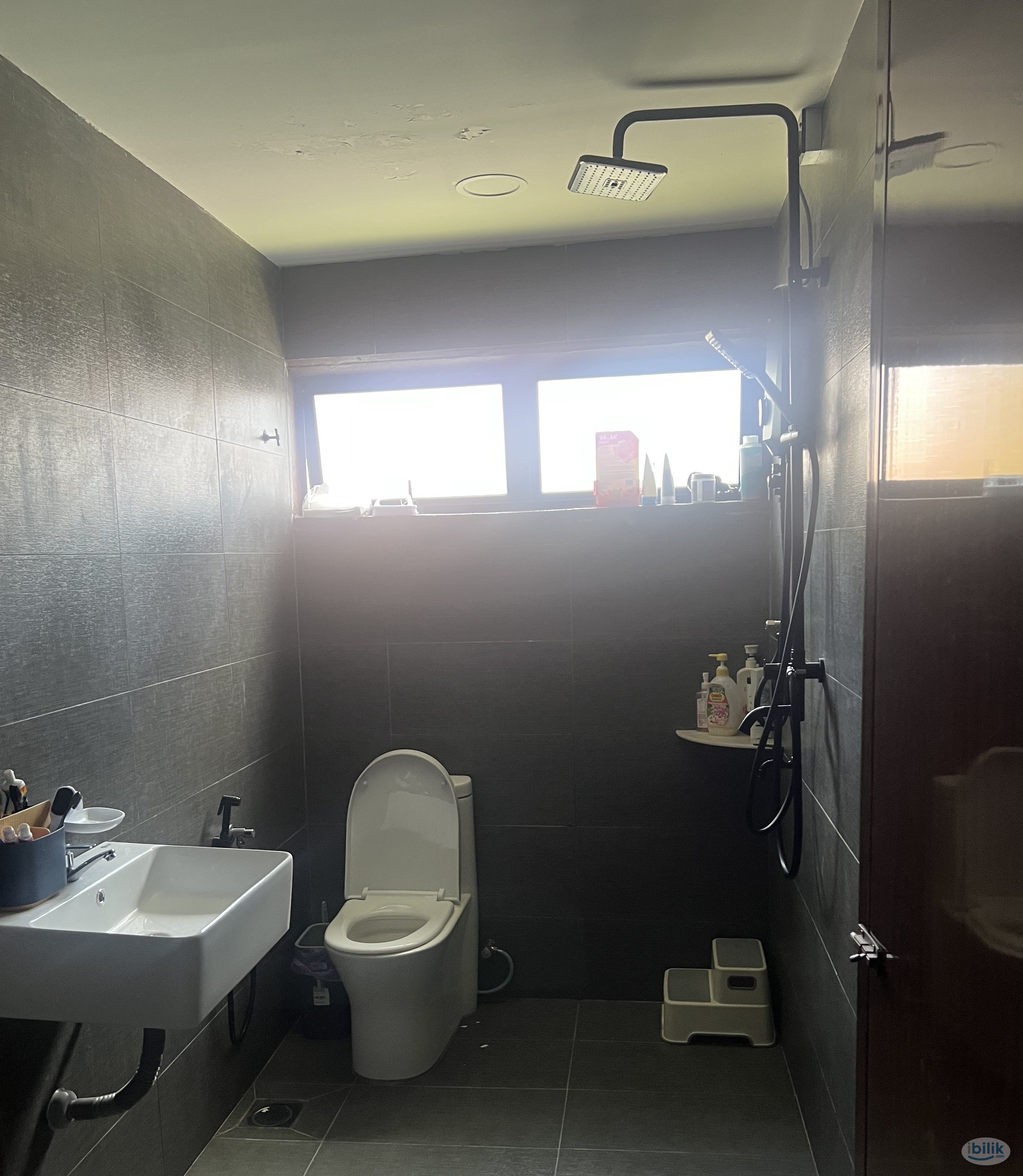 Middle Room at Rasah, Seremban - Image 4
