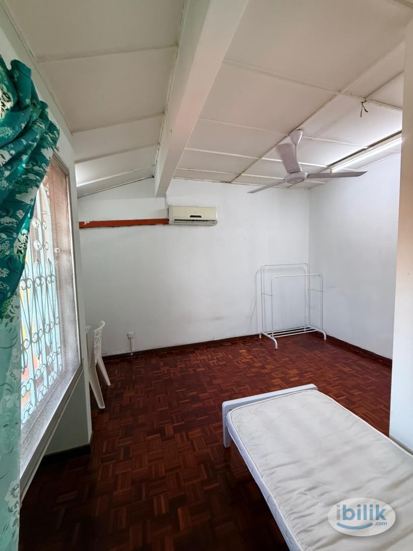 💥😍 PJ SS2, Middle Room with AC and Furniture ❄️🪑🛏️ (Free Utilities & WiFi) 📶💡🏠 - Image 1