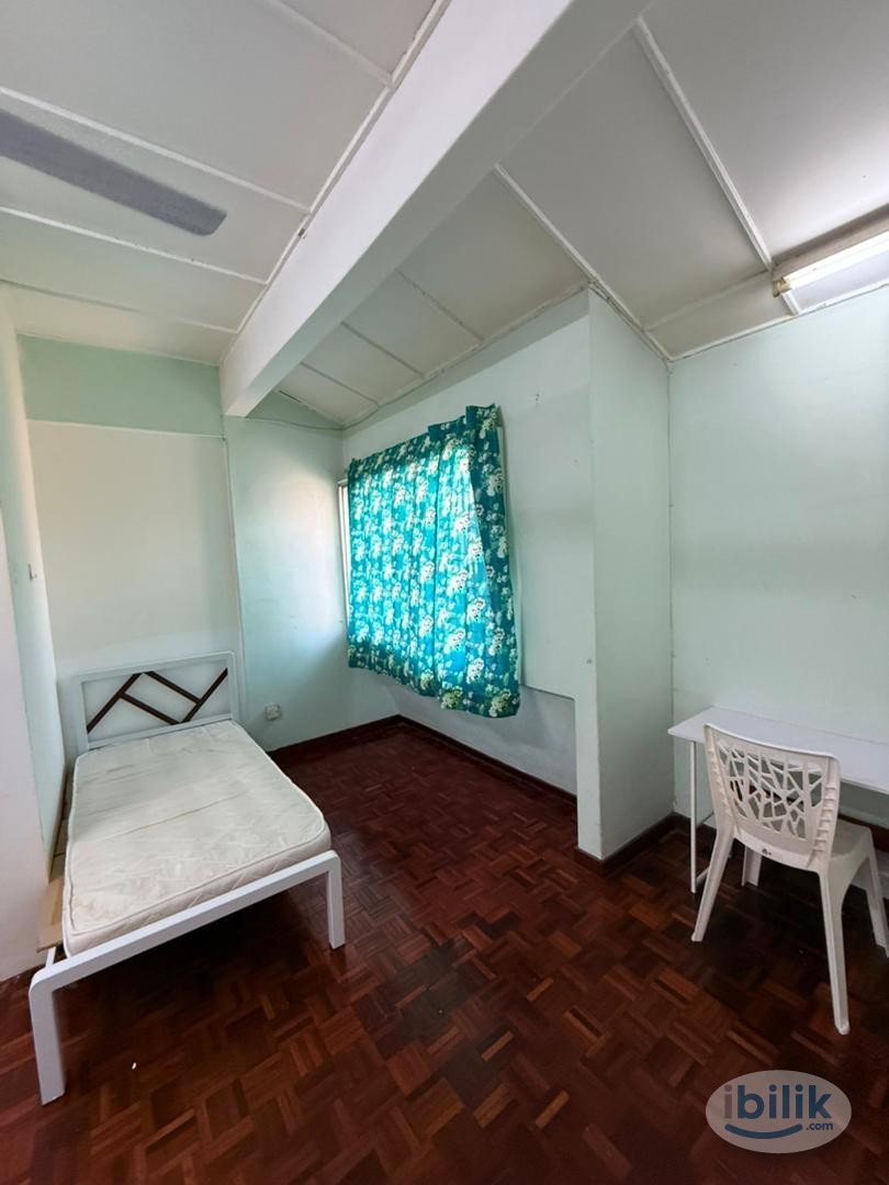 💥😍 PJ SS2, Middle Room with AC and Furniture ❄️🪑🛏️ (Free Utilities & WiFi) 📶💡🏠 - Image 2