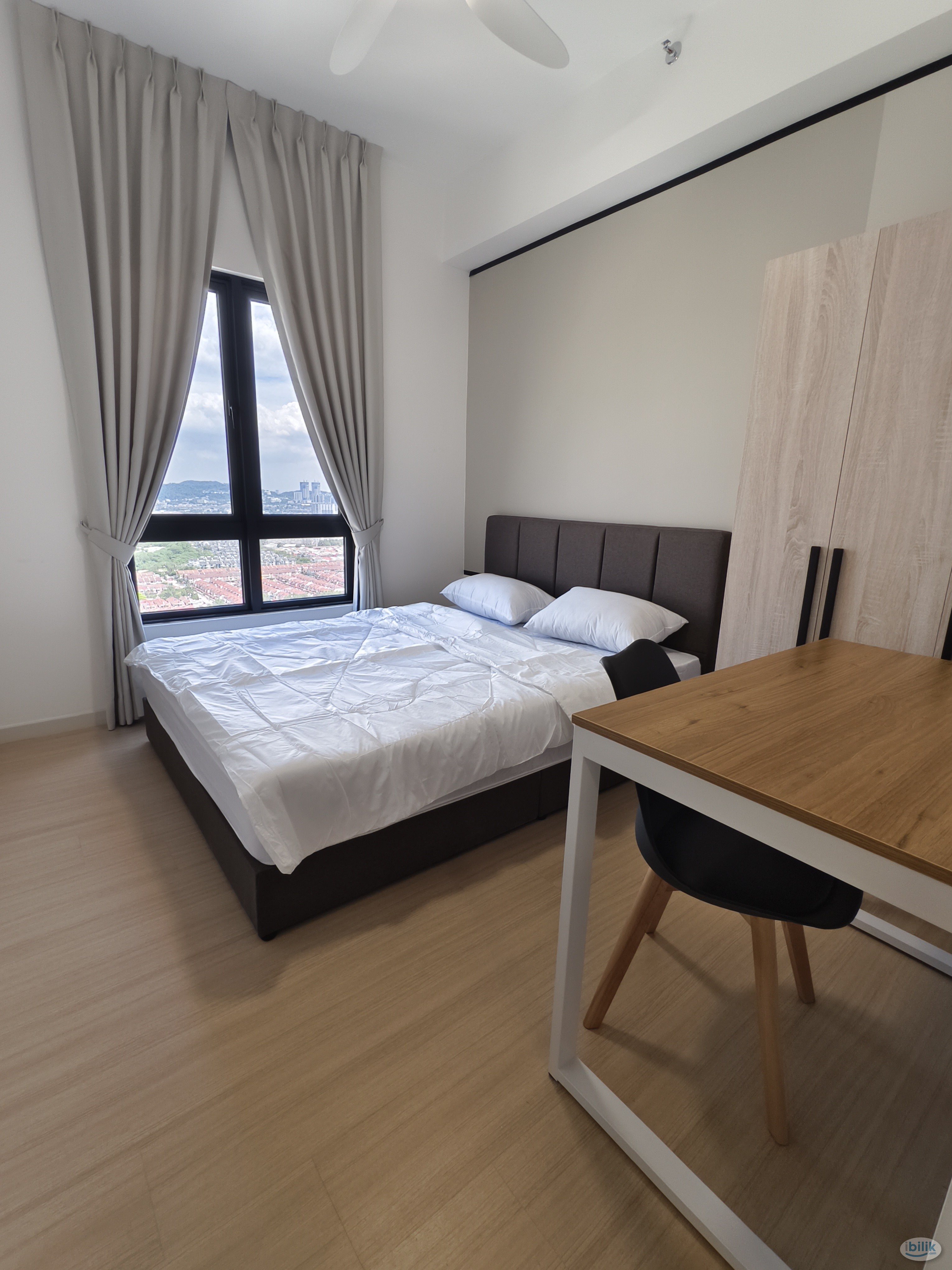 Female Middle Room at M LUNA Residence, Kepong Metropolitan Park Near MRT - Image 2