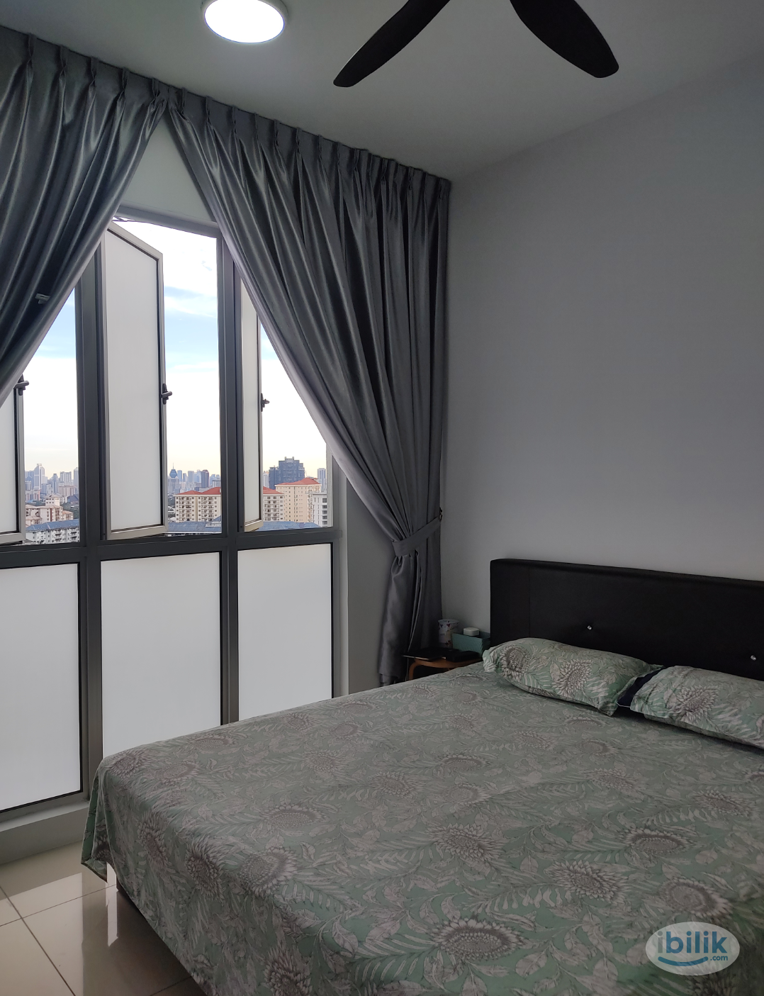 Master Room at PV18 Residence Platinum Lake City, Setapak - Image 1