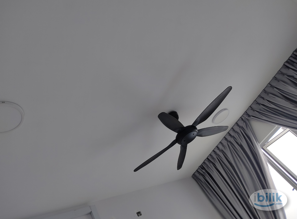 Master Room at PV18 Residence Platinum Lake City, Setapak - Image 3