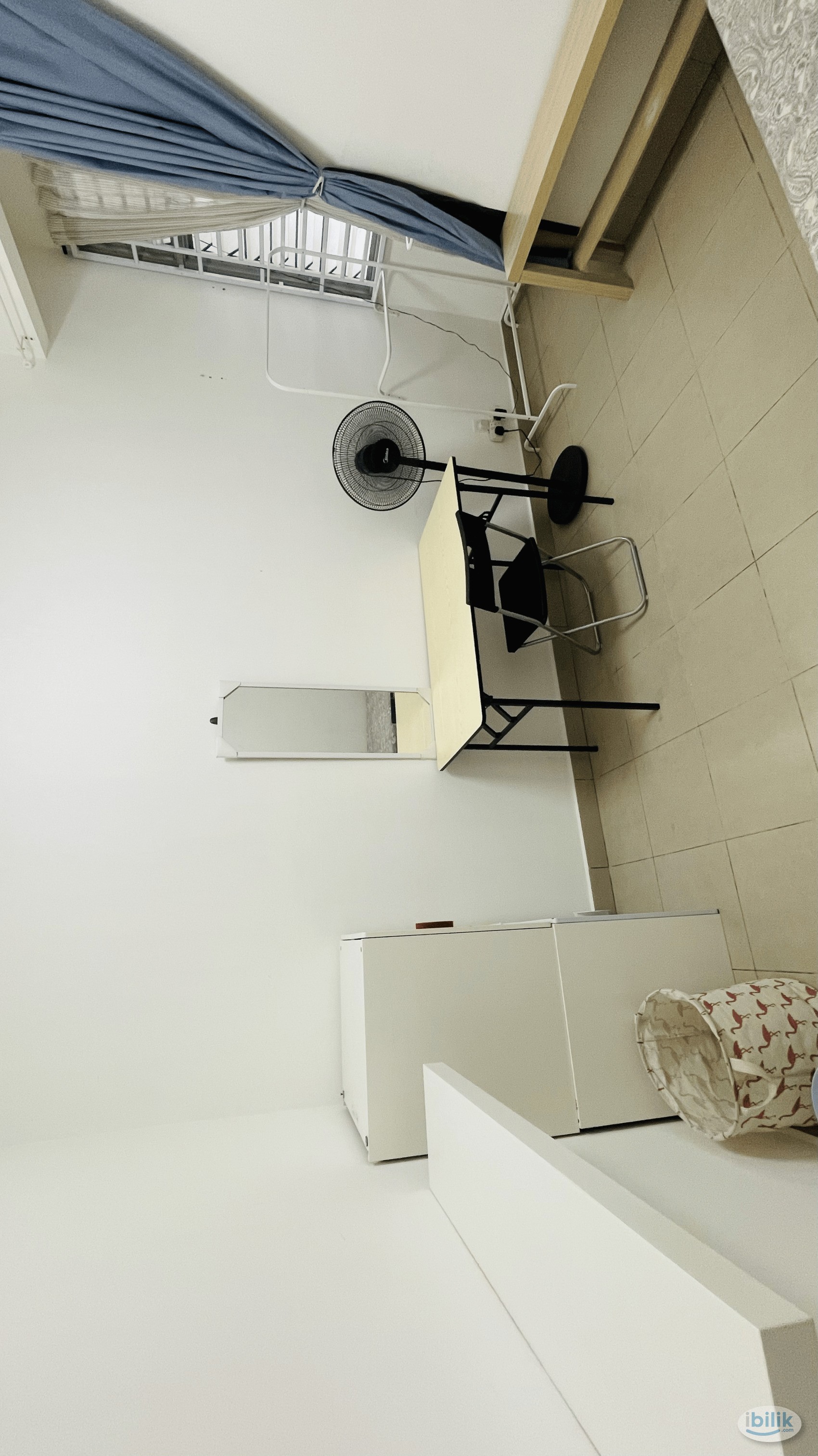 Looking for Female renter : Middle Room RM 720 inclusive utility bills (new landed house) cool room - Image 3