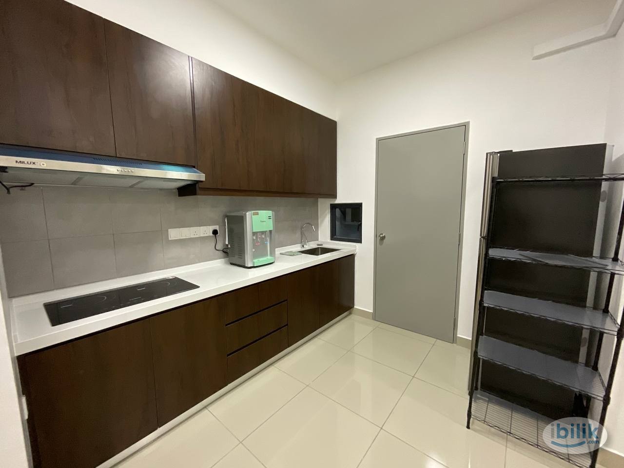 Middle Room at M Vertica KL City Residences, Cheras - Image 2