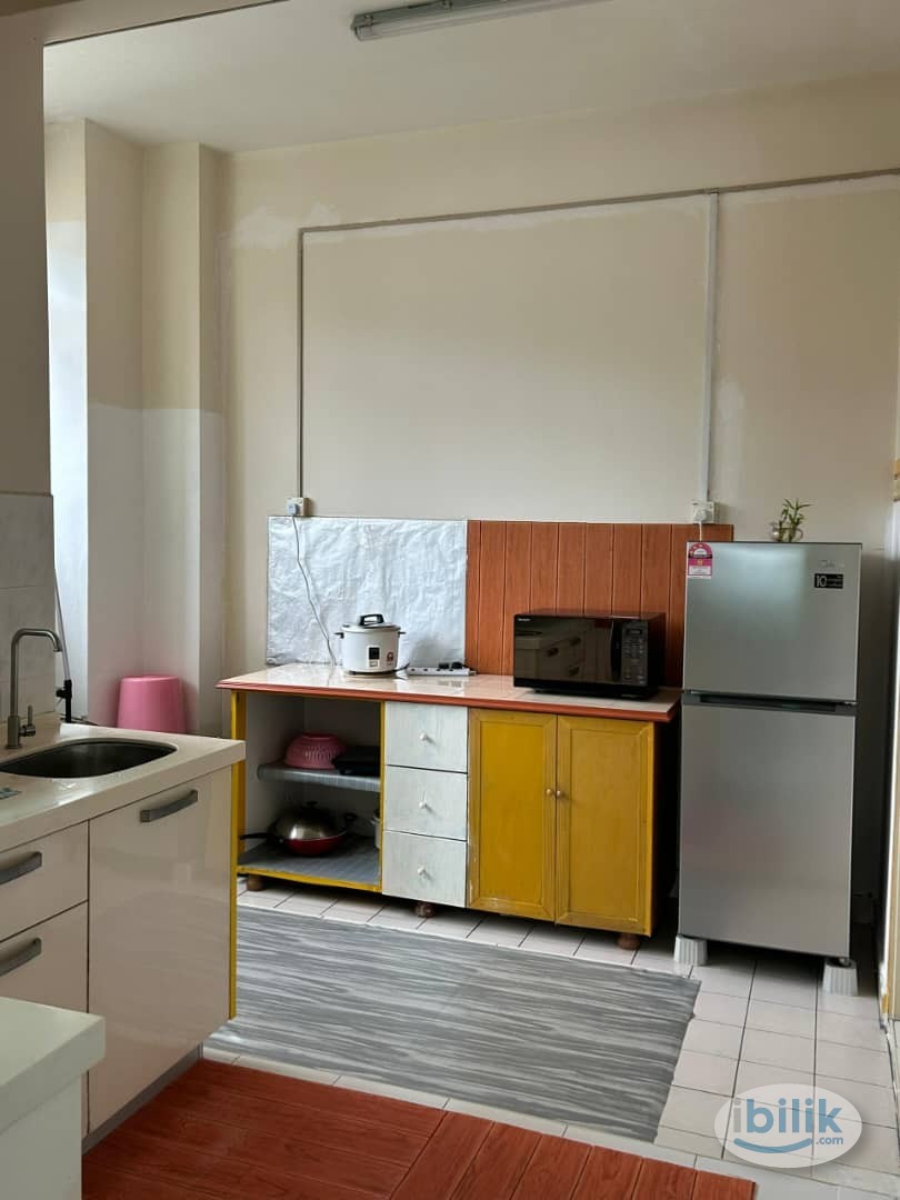 Middle Room at Tanjung Tokong, Penang - Image 2