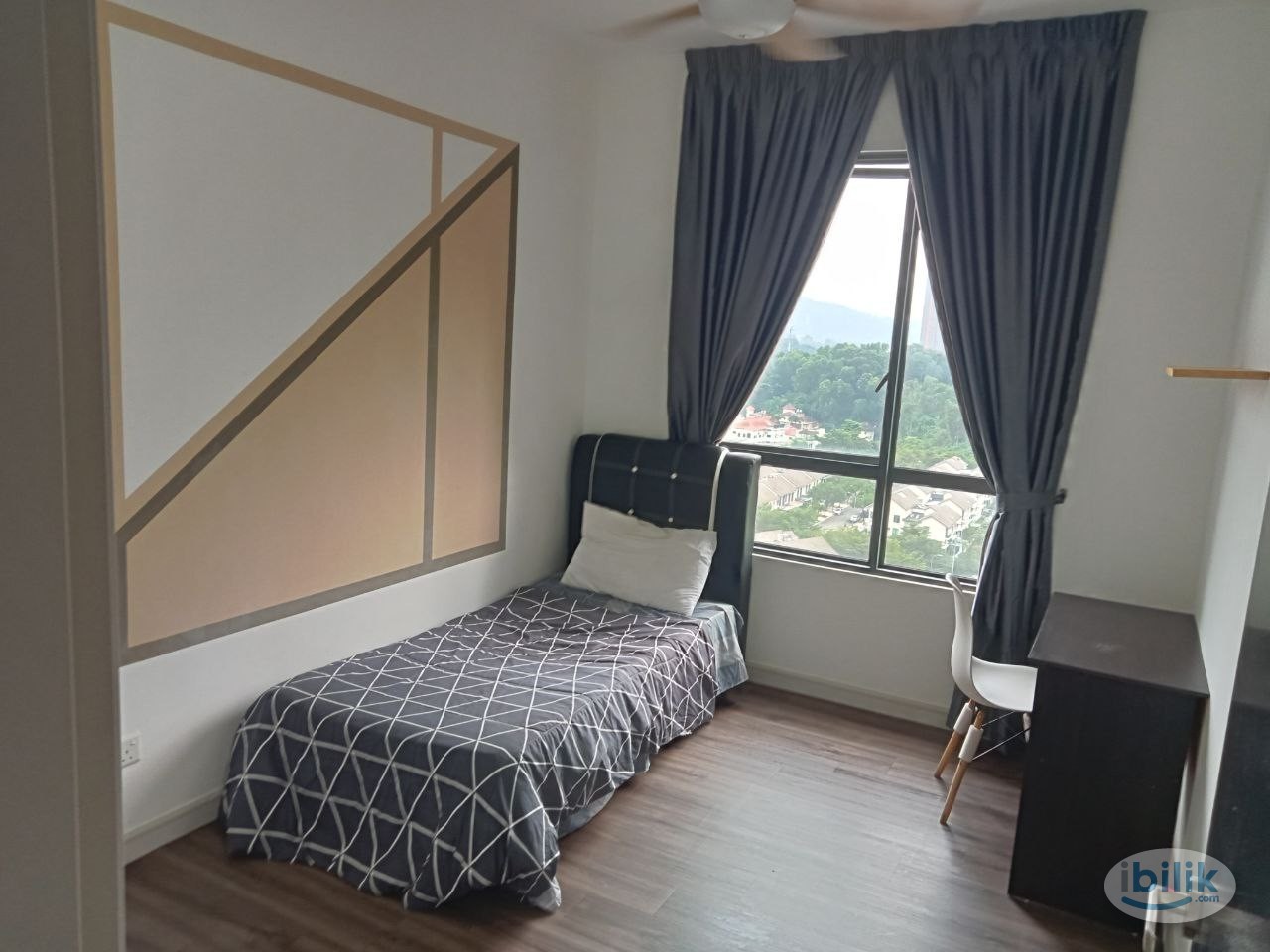 Middle Room at Riana South Condominium, Kuala Lumpur - Image 3