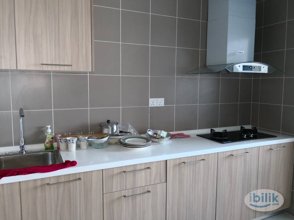 (PROMO limited offer)❗️Master Room Puchong utama (walking distance to LRT) - Image 1
