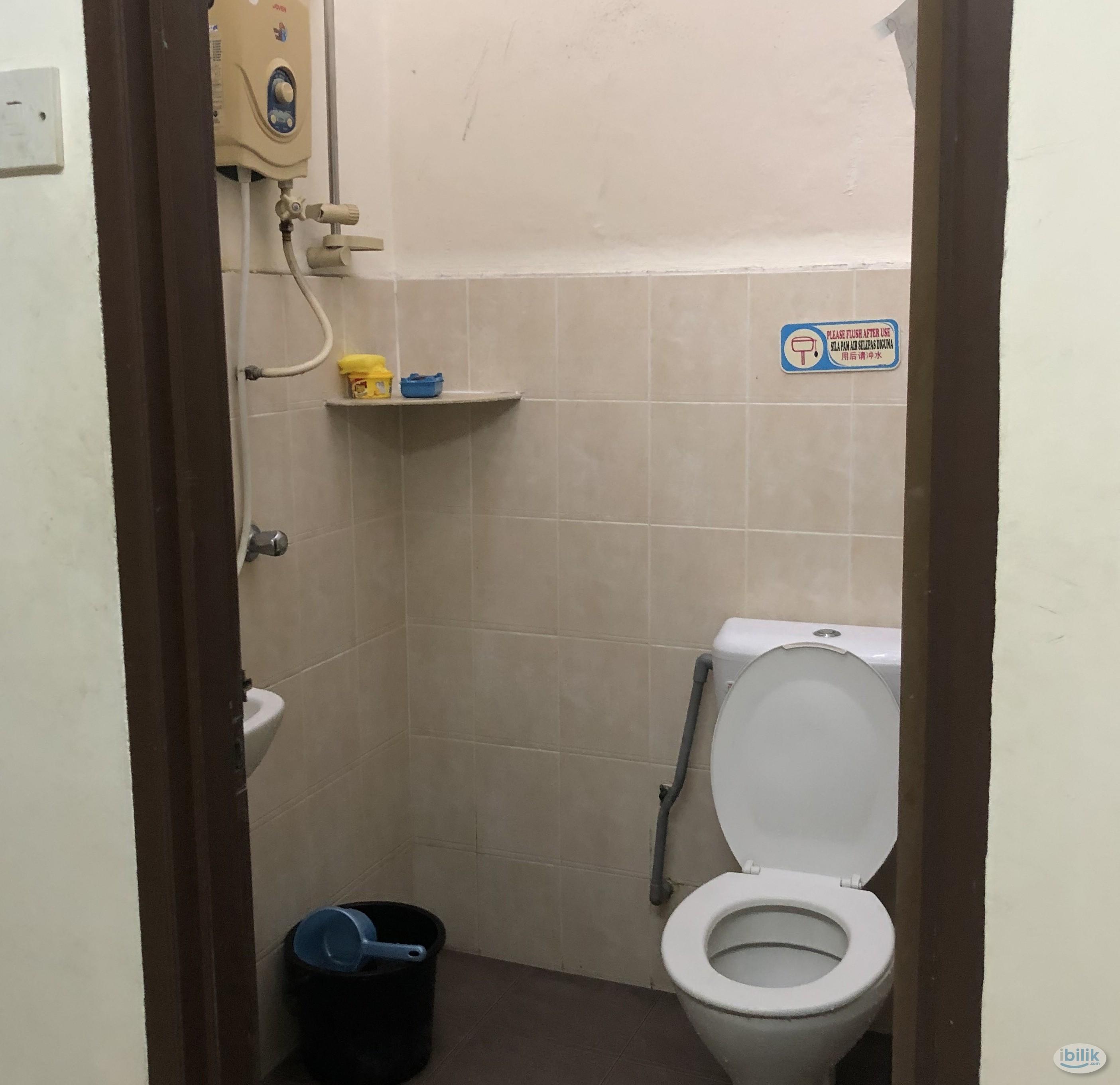 Single Room at Taman Connaught, Cheras - Image 2