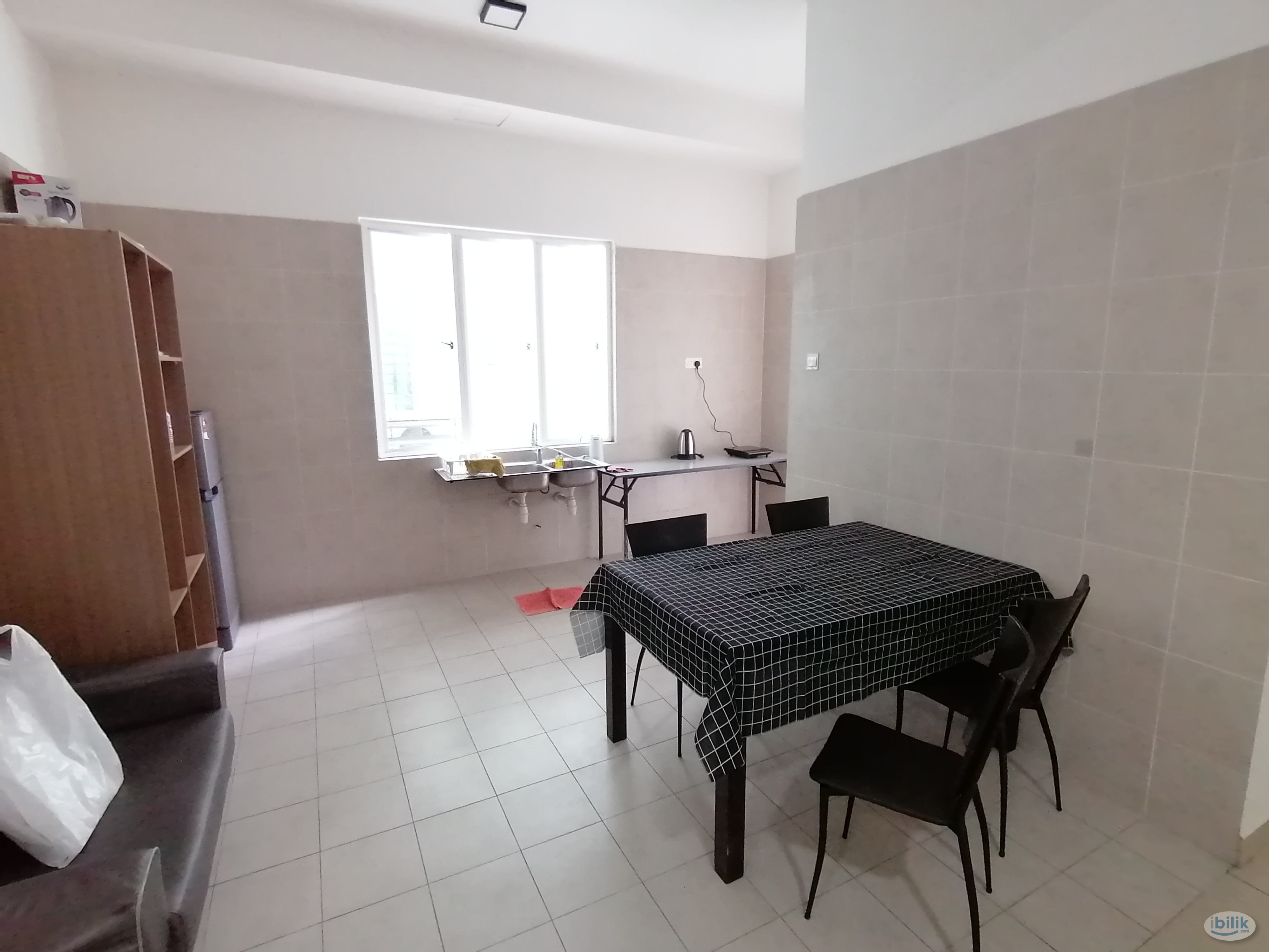 ==Limited Unit==Master Bedroom for rent at👉 8 Petaling Condominium - Image 4