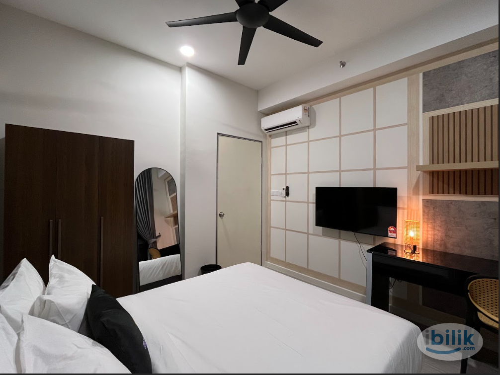 Master Room at Meta Residences Putra Permai, Seri Kembangan - Image 4