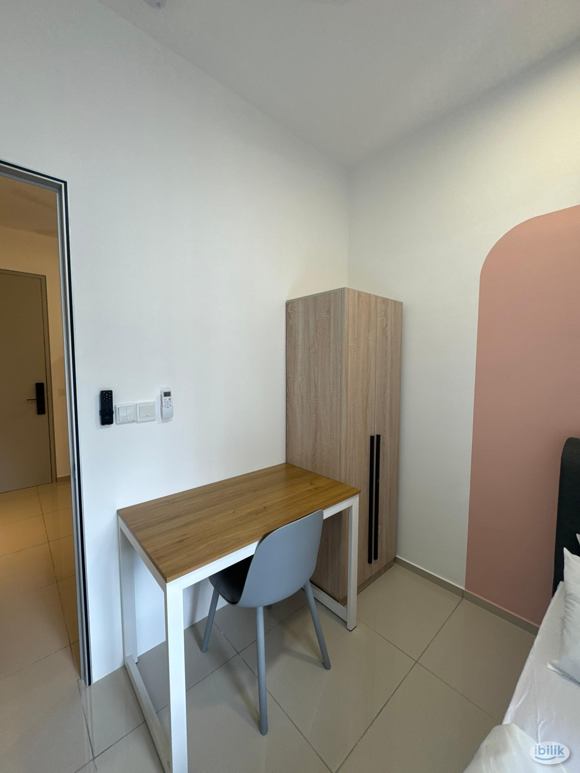 Single Room @ One Equine (Fully Furnished unit) Seri Kembangan - Image 2