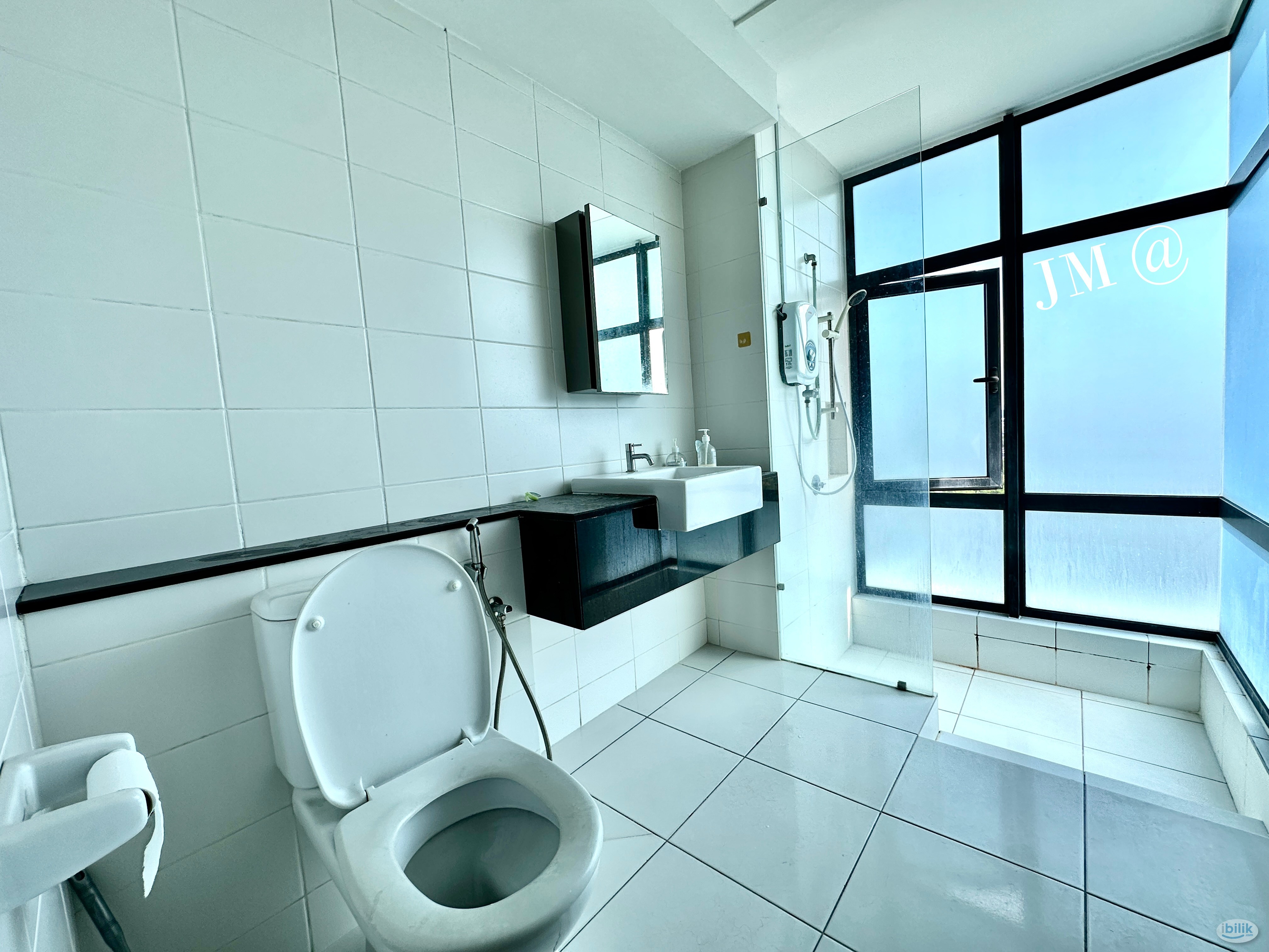 Master Room at Trefoil, Setia Alam - Image 4