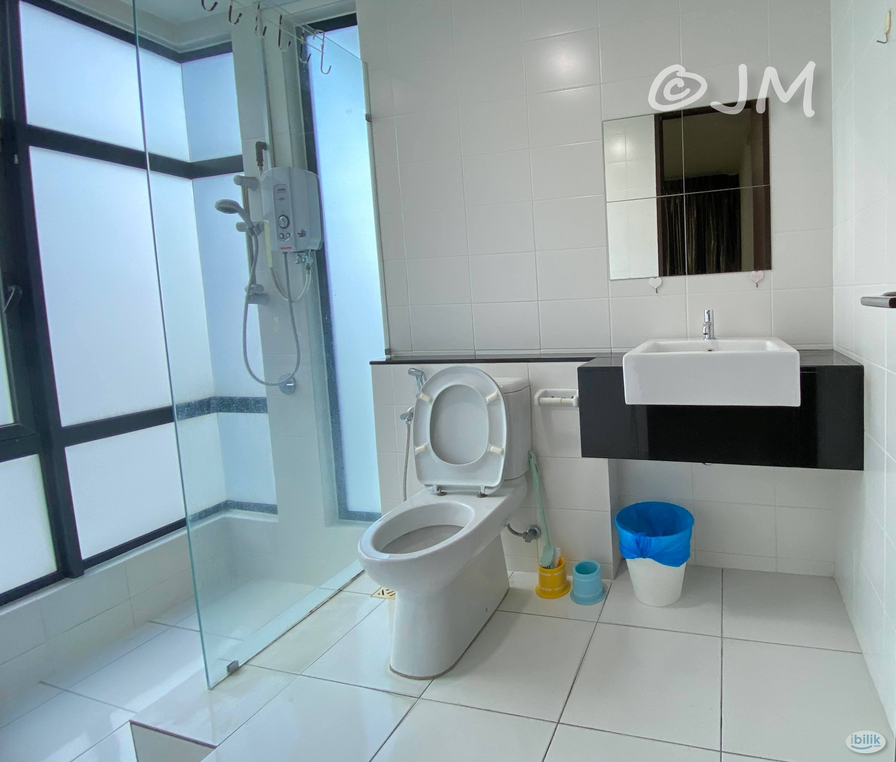 Single Room at Trefoil, Setia Alam - Image 3