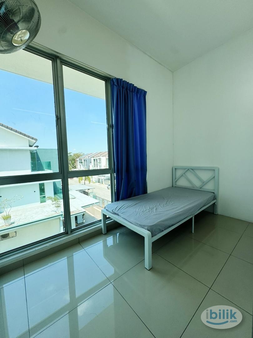 ‼️🤩 SINGLE ROOM IN BANDAR BOTANIC ‼️🤩 MOVE IN IMMEDIATELY WITH ZERO DEPOSIT 😱 - Image 2