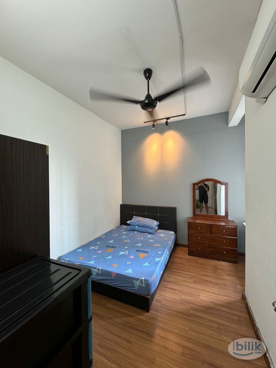 Middle Room For Rent At Impian Meridian - Image 1