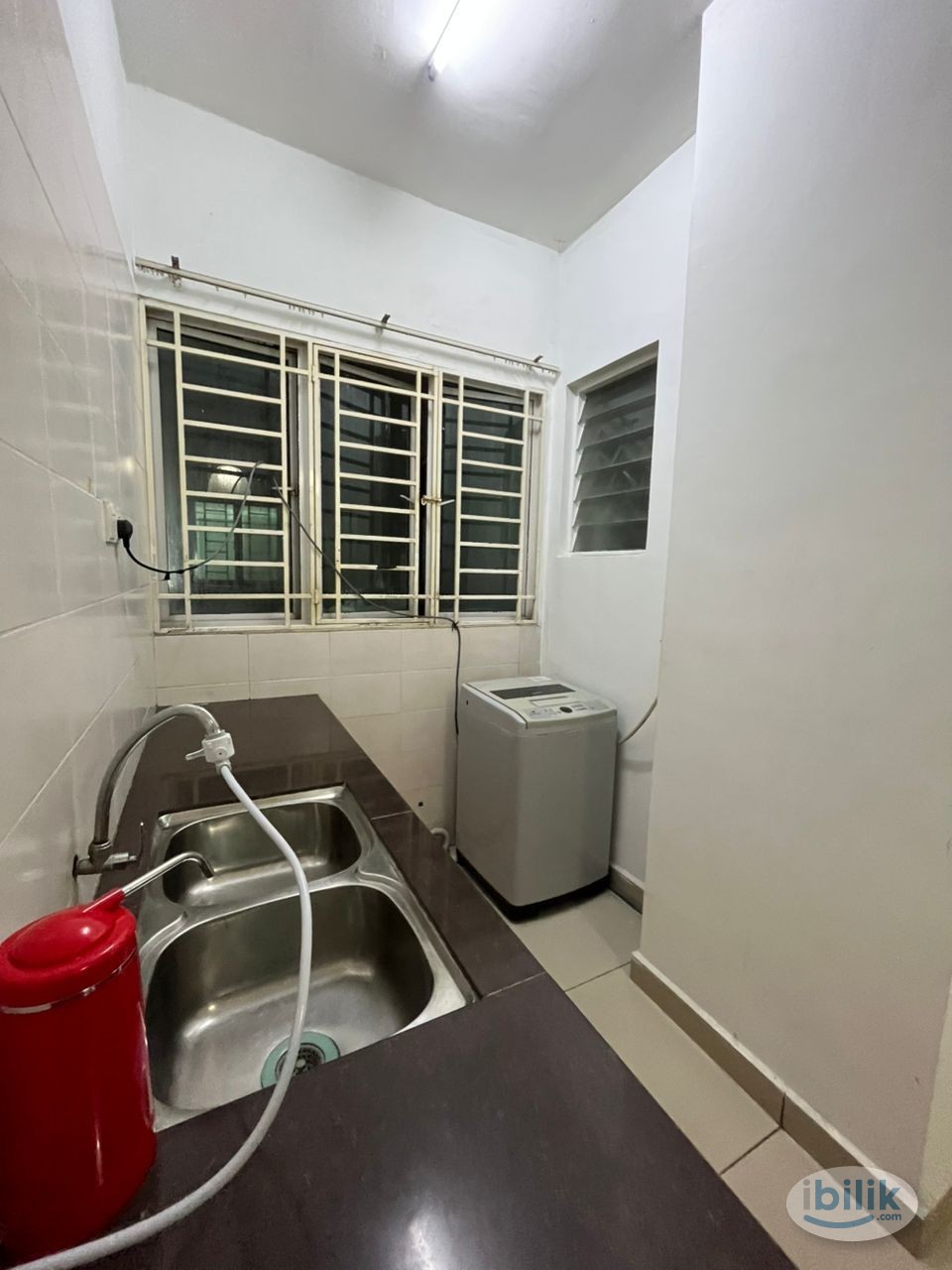 Middle Room For Rent At Impian Meridian - Image 3
