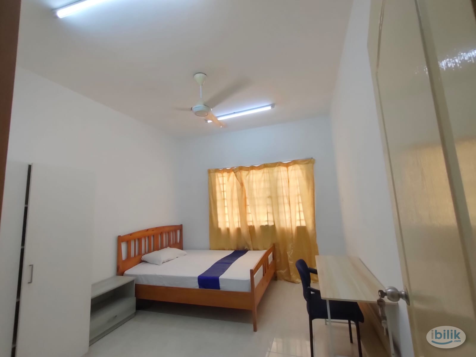 Female master room available at pelangi utama Condominium - Image 1