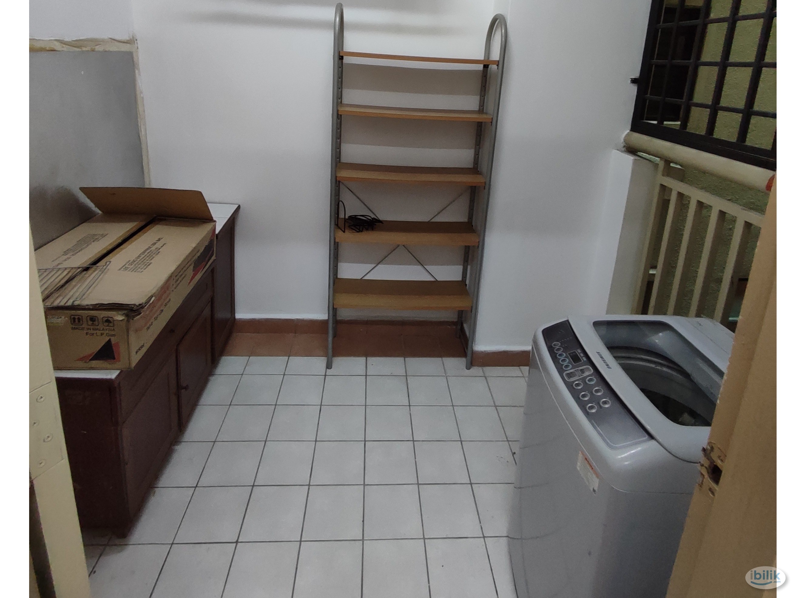 Female master room available at pelangi utama Condominium - Image 5