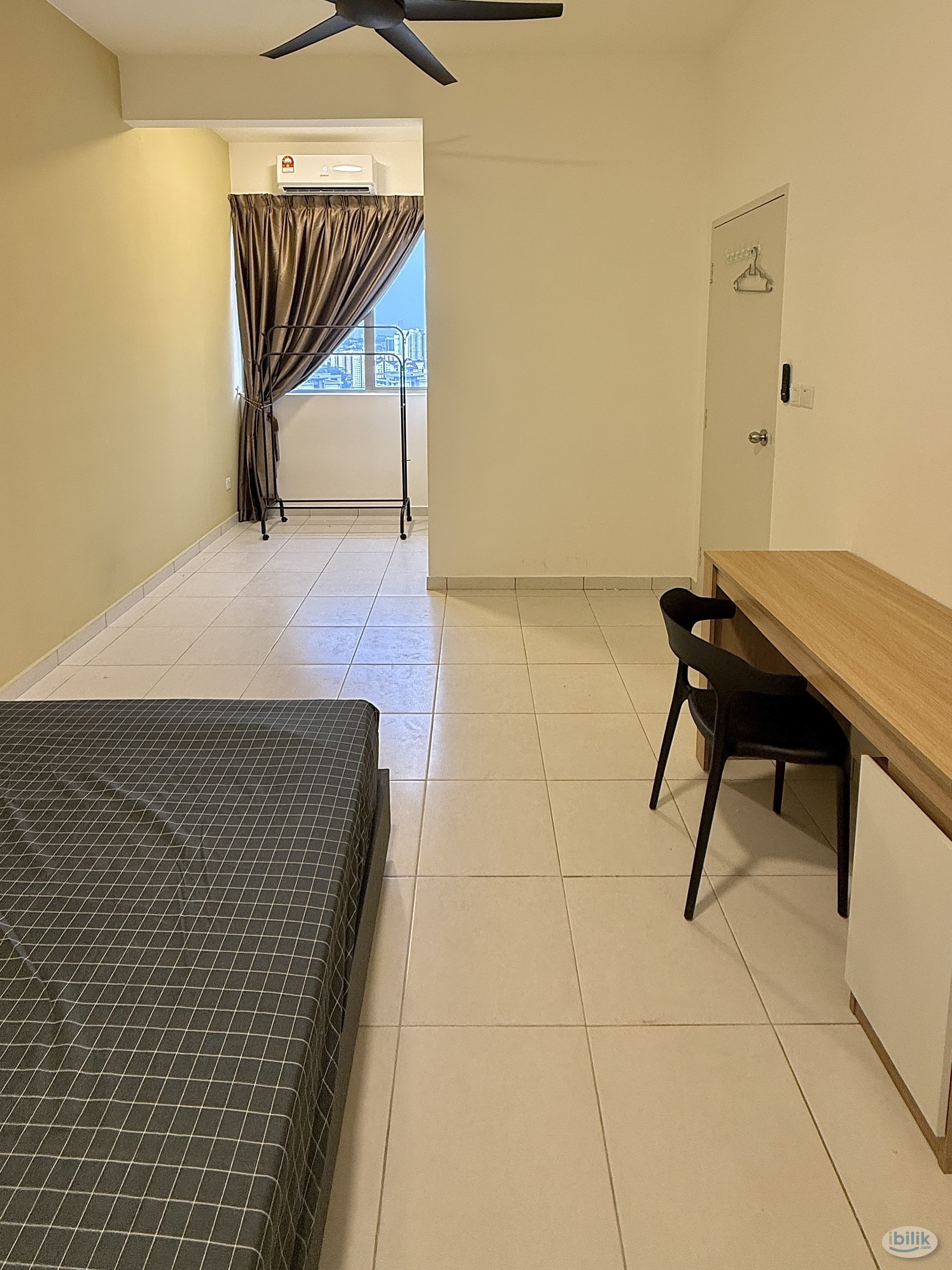 1 MIN WALK TO LRT SALAK SELATAN🚇Master Room at Pixel City Sentral, Bandar Sri Permaisuri - Image 3