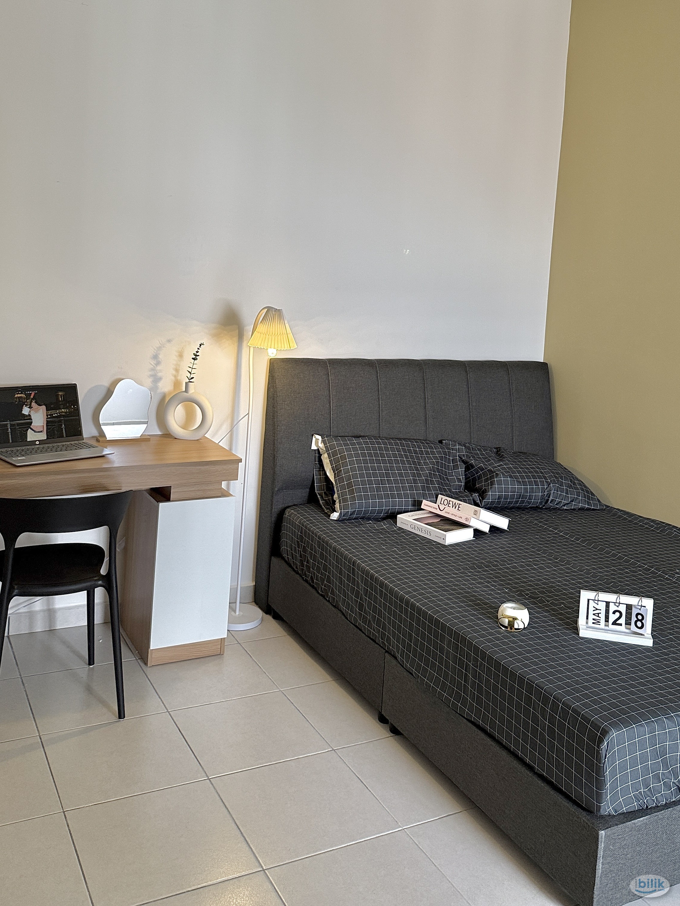 1 MIN WALK TO LRT SALAK SELATAN🚇Master Room at Pixel City Sentral, Bandar Sri Permaisuri - Image 1