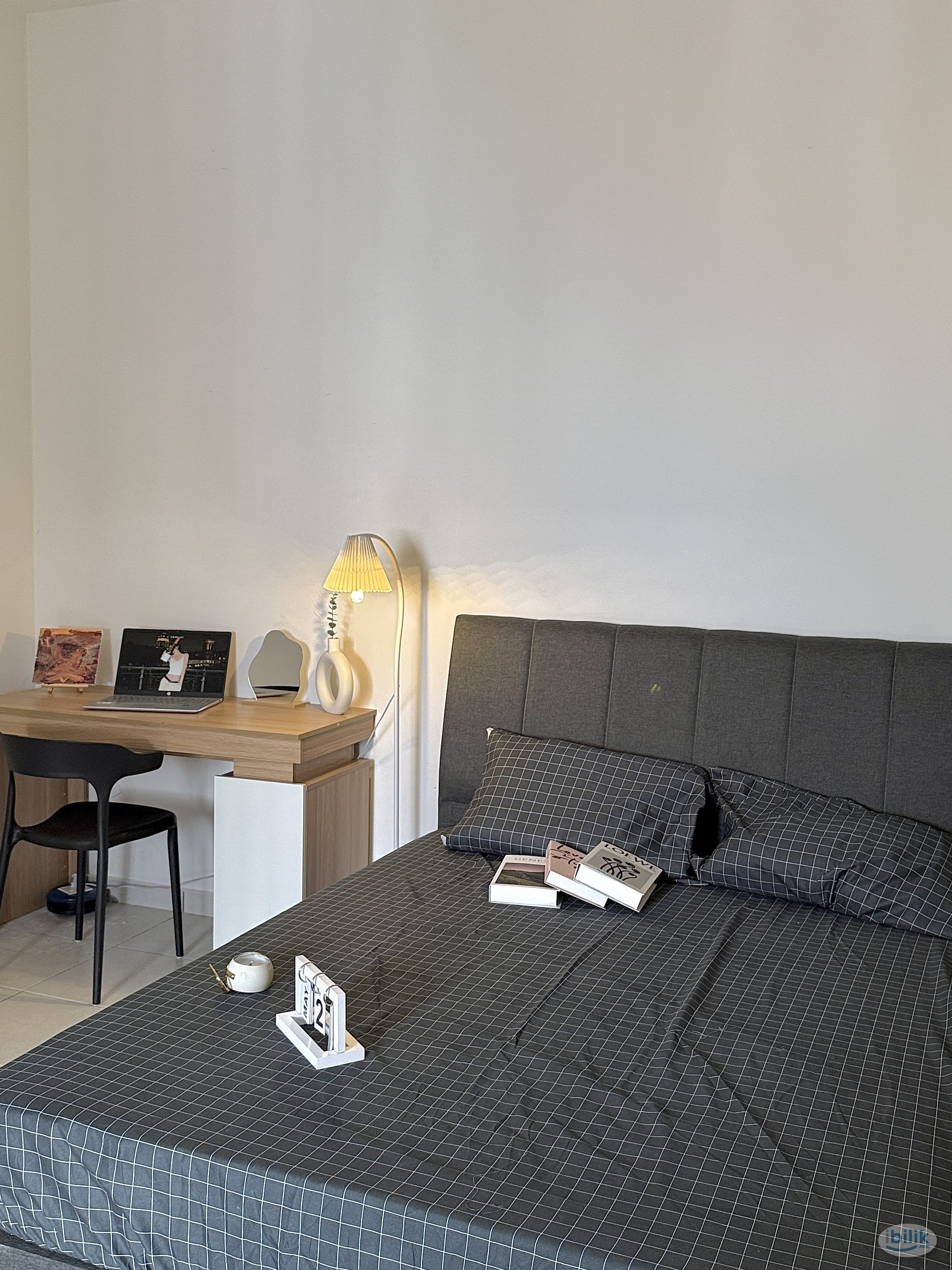 1 MIN WALK TO LRT SALAK SELATAN🚇Master Room at Pixel City Sentral, Bandar Sri Permaisuri - Image 2