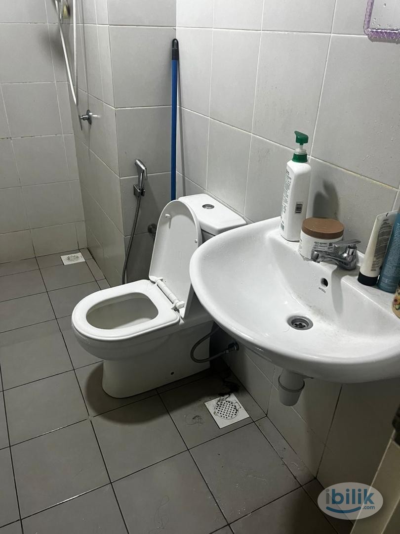 Single Room at at Seri Wahyu Residence next to Lakeville Residence - Jalan Ipoh - Image 3