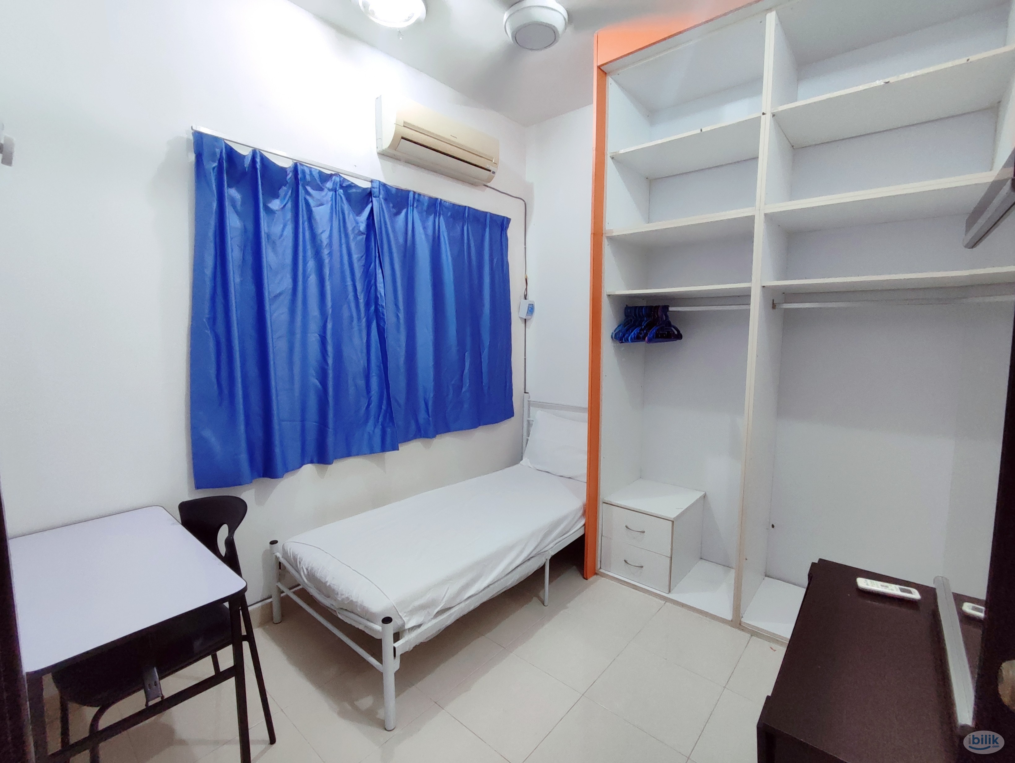Male single room at pelangi utama Condominium - Image 1