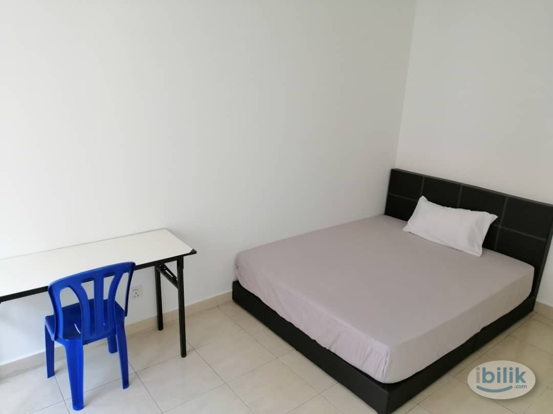 Ready to move female middle room at pelangi utama Condominium - Image 1