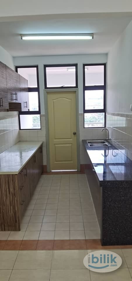 Ready to move female middle room at pelangi utama Condominium - Image 3