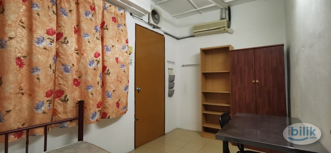 SS15 house facing Subang Jaya LRT / KTM station – own bath, furnished room posted by owner - Image 1
