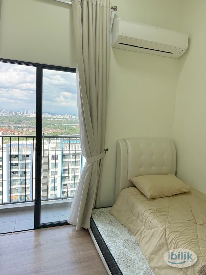 🤩PROMOTION!!!! 🤩 HIGH SPEED INTERNET Double Single Room with Balcony 📍 Dian Residency, Seksyen 13 NEW Aircond Wardrobe T - Image 4