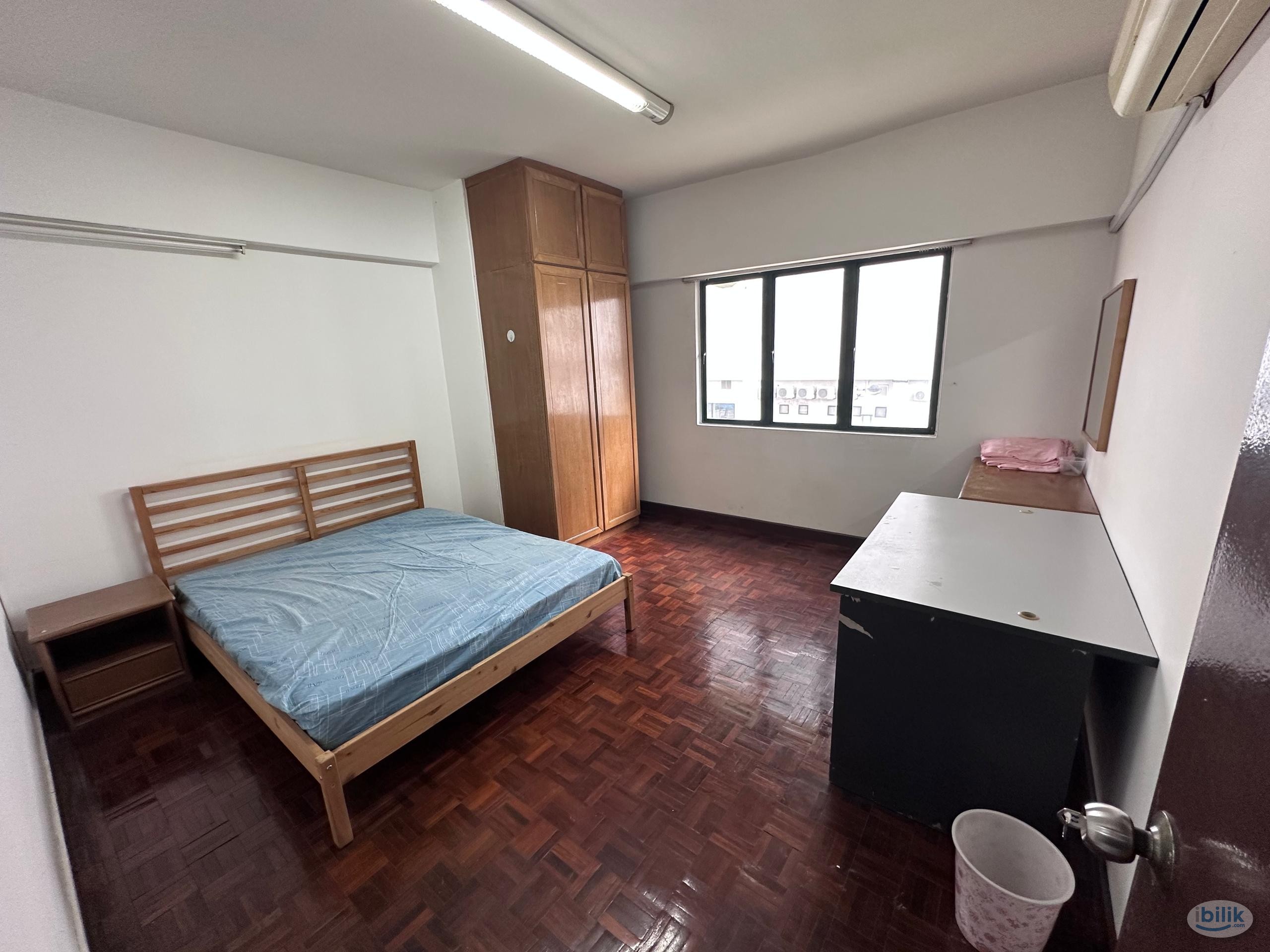 Middle Room at Desa Kiara, TTDI - Image 1