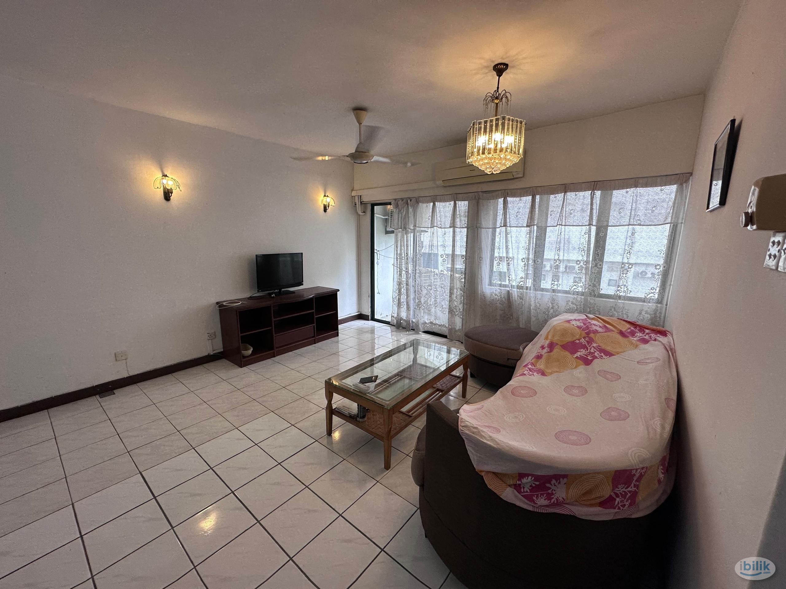 Middle Room at Desa Kiara, TTDI - Image 4
