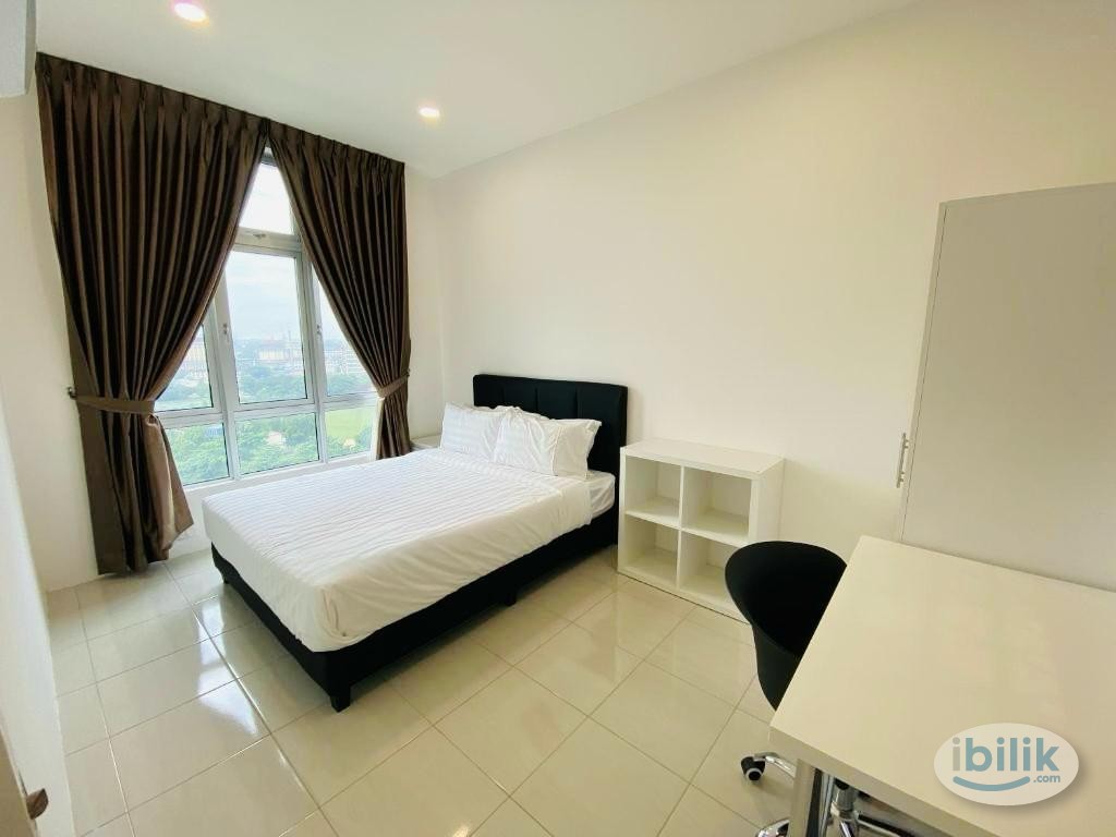 Condo, Free Parking Outside at Taman Taming Jaya, Balakong - Image 1