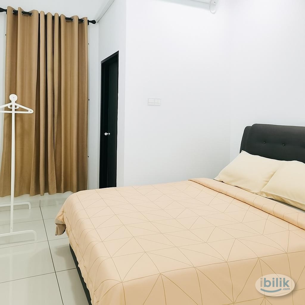 AirCon Master Room, Drive to Work, Balakong Jaya, Balakong - Image 1