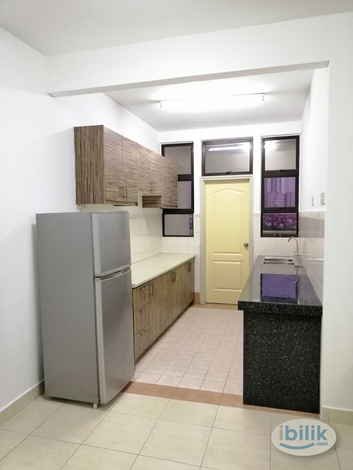 Mrt Bandar utama pelangi Utama Condominium - Image 3