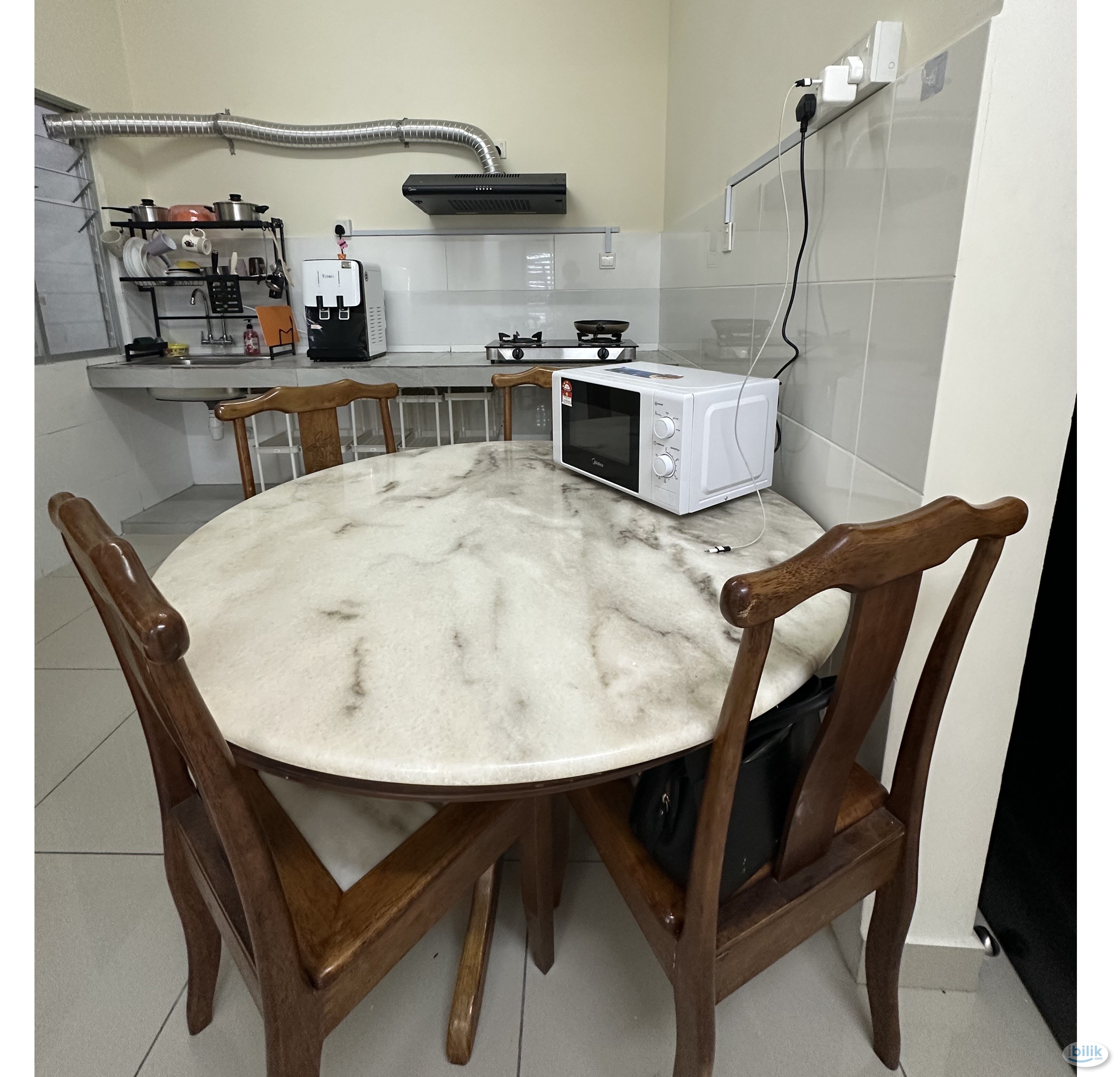 🌇 Wake up  to Style & Space in the Master Room - Cheras - Image 4