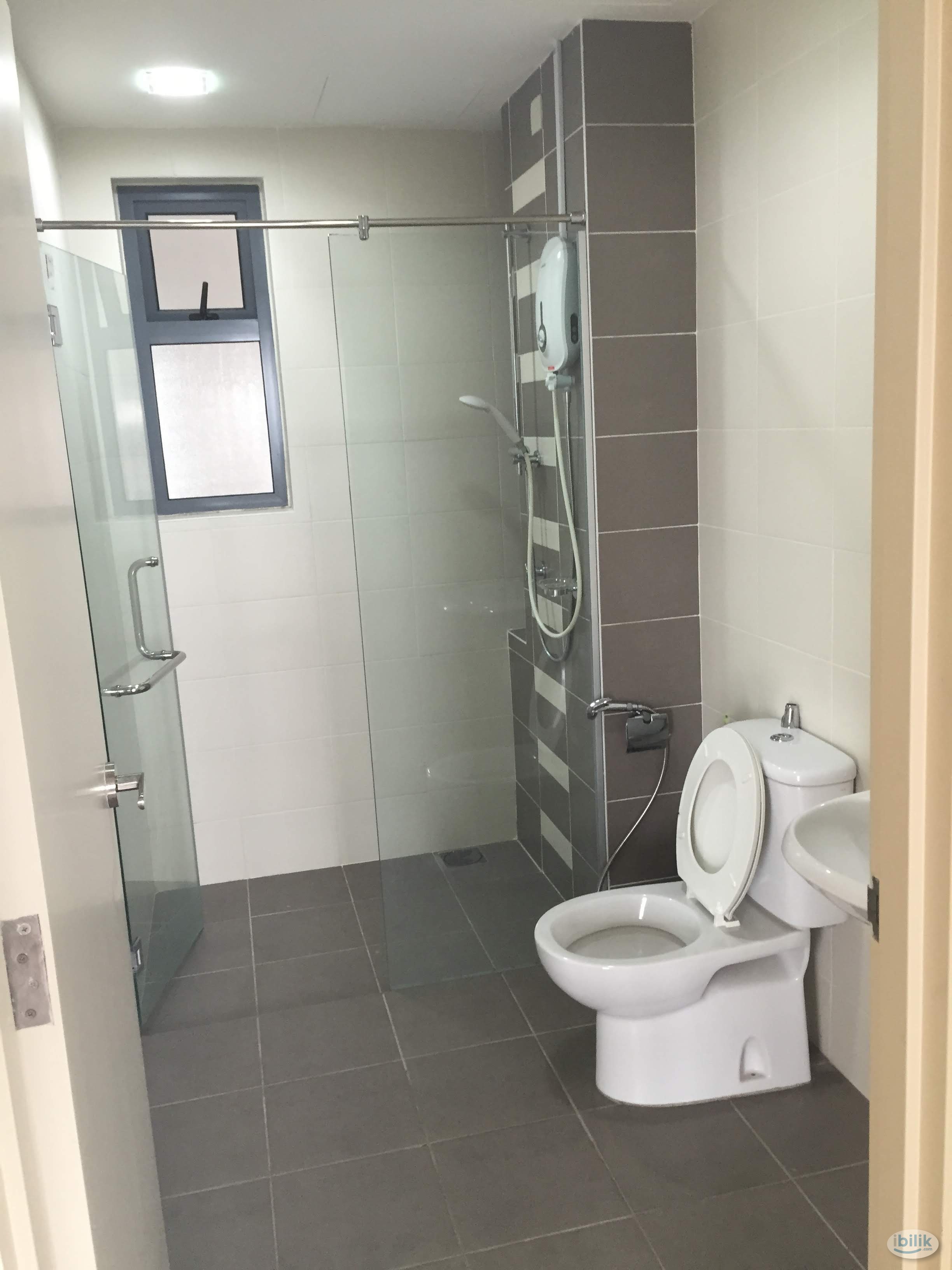 Single room available for rent - Image 3