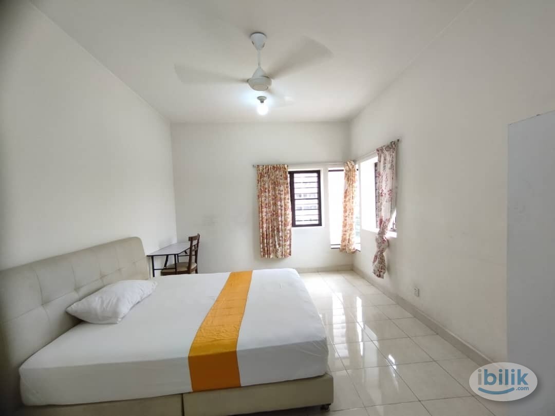 Master room private bathroom at pelangi utama Condominium - Image 1