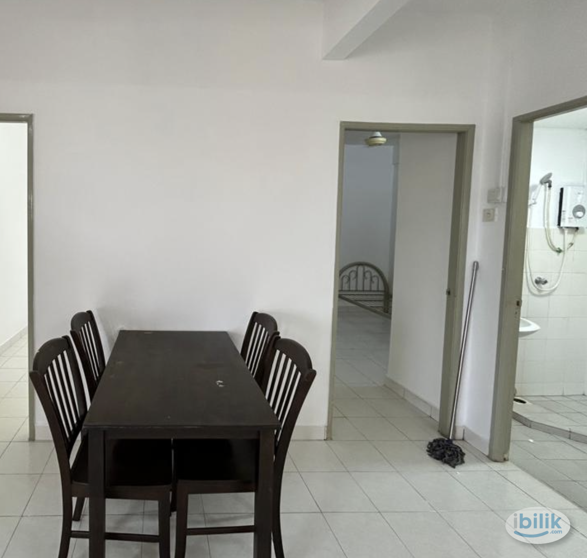 Middle Room at Park View Tower, Butterworth - Image 3
