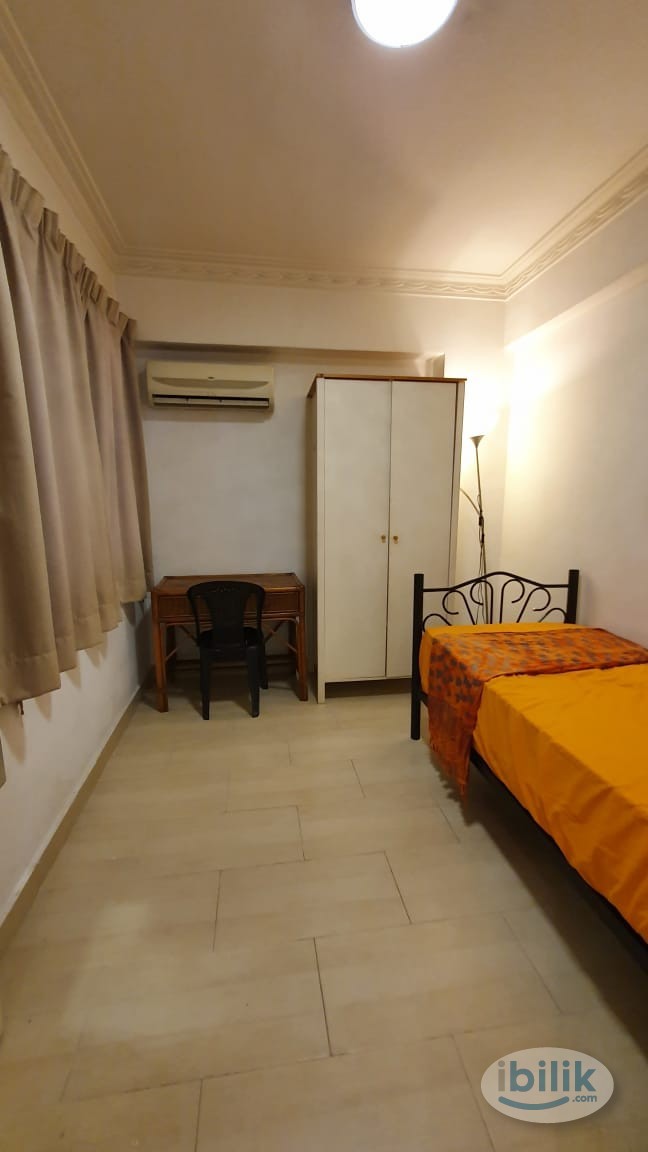 Middle Room at Taman Desa, Kuala Lumpur - Image 3