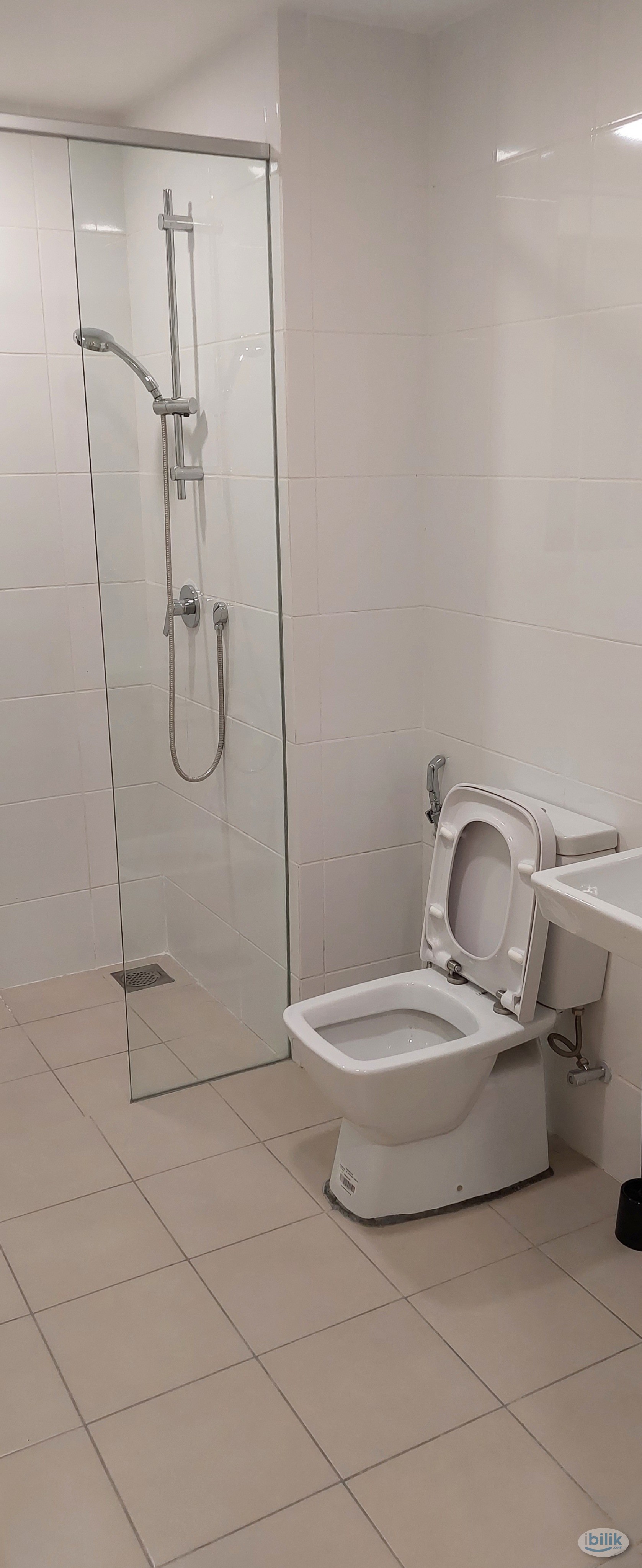 Middle Room at Parc 3, Cheras - Image 4
