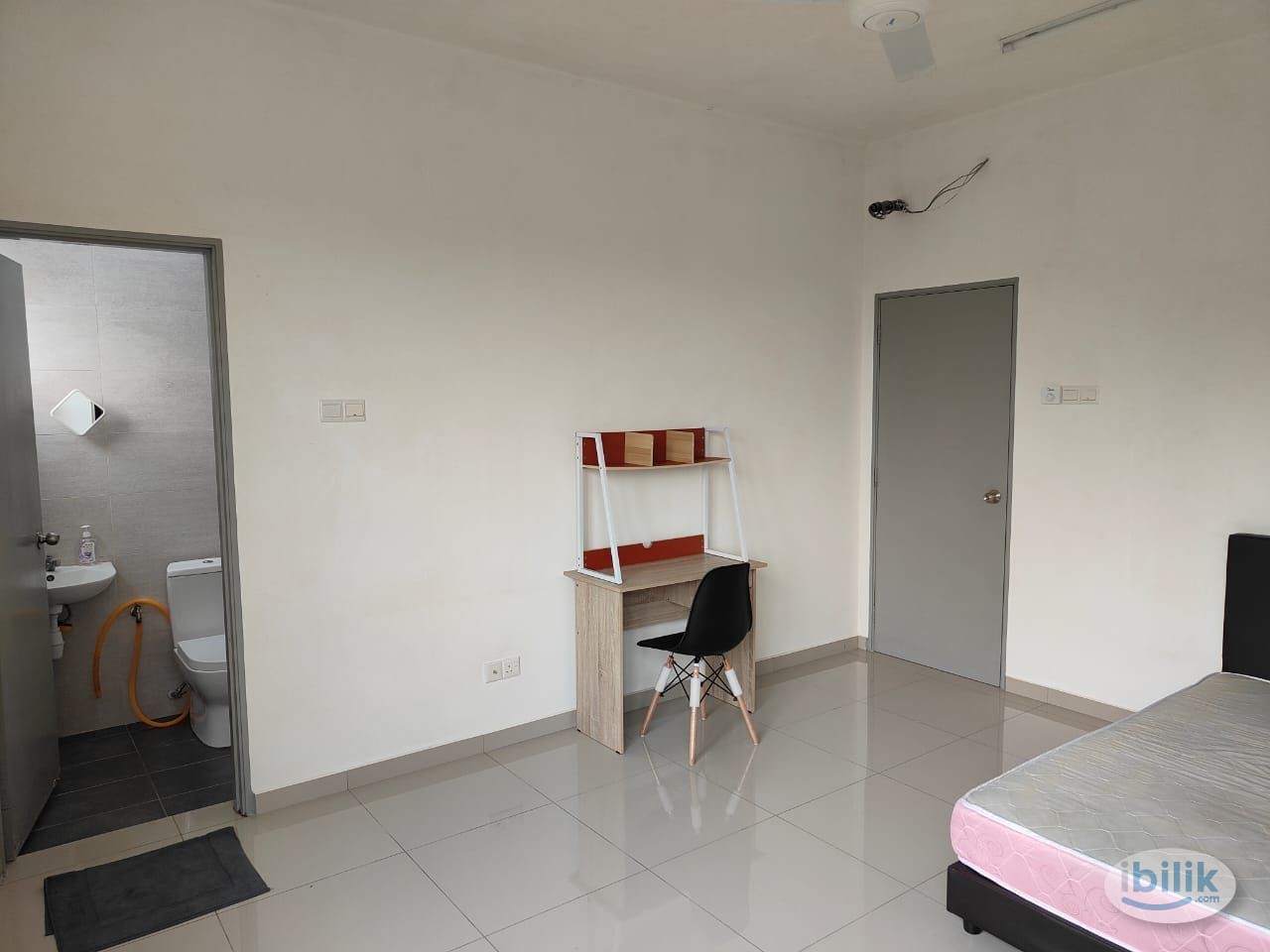Master Room at Sungai Buloh, Selangor - Image 2