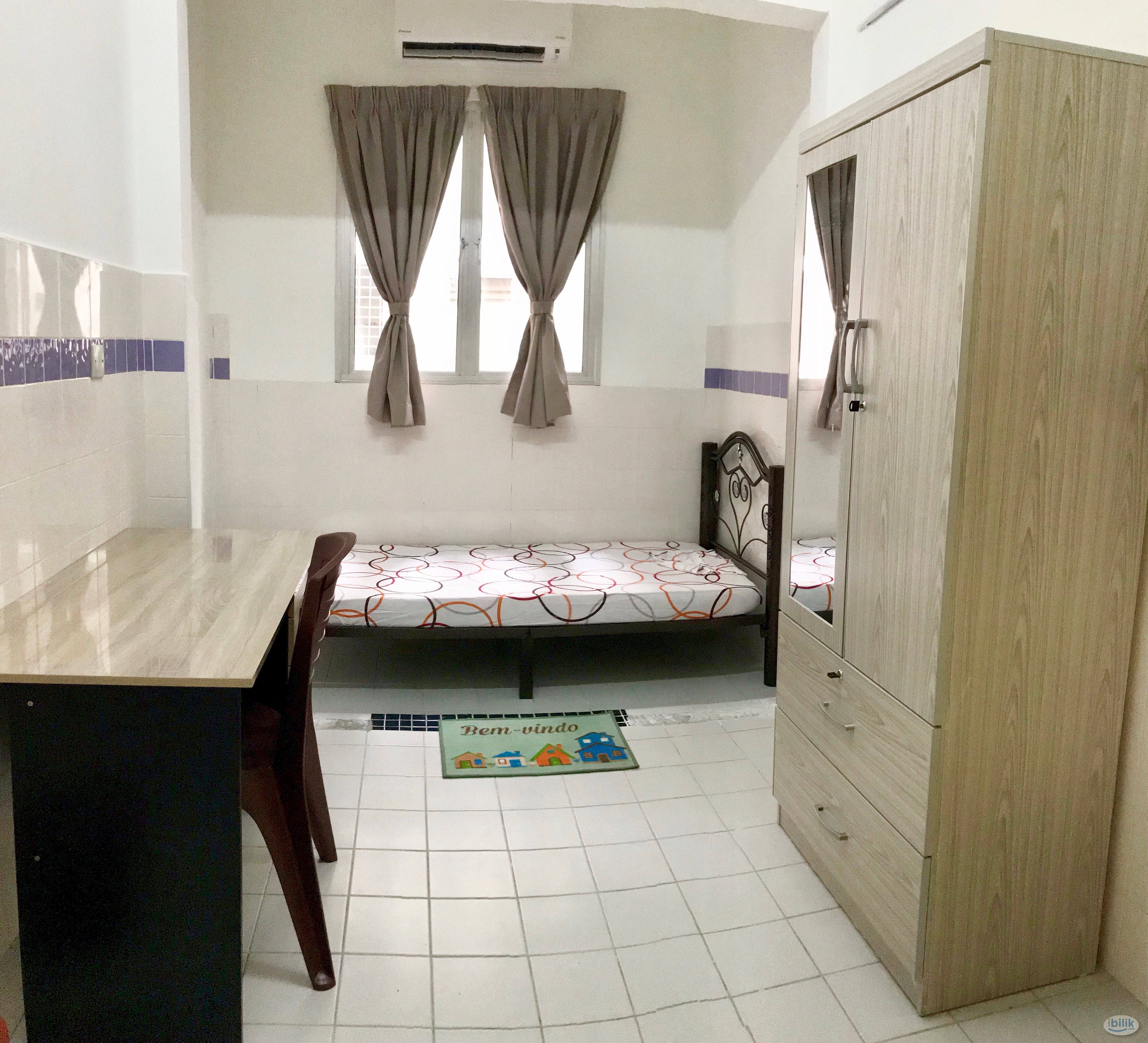 Single Room at Cyberia Crescent 2, Cyberjaya - Image 1