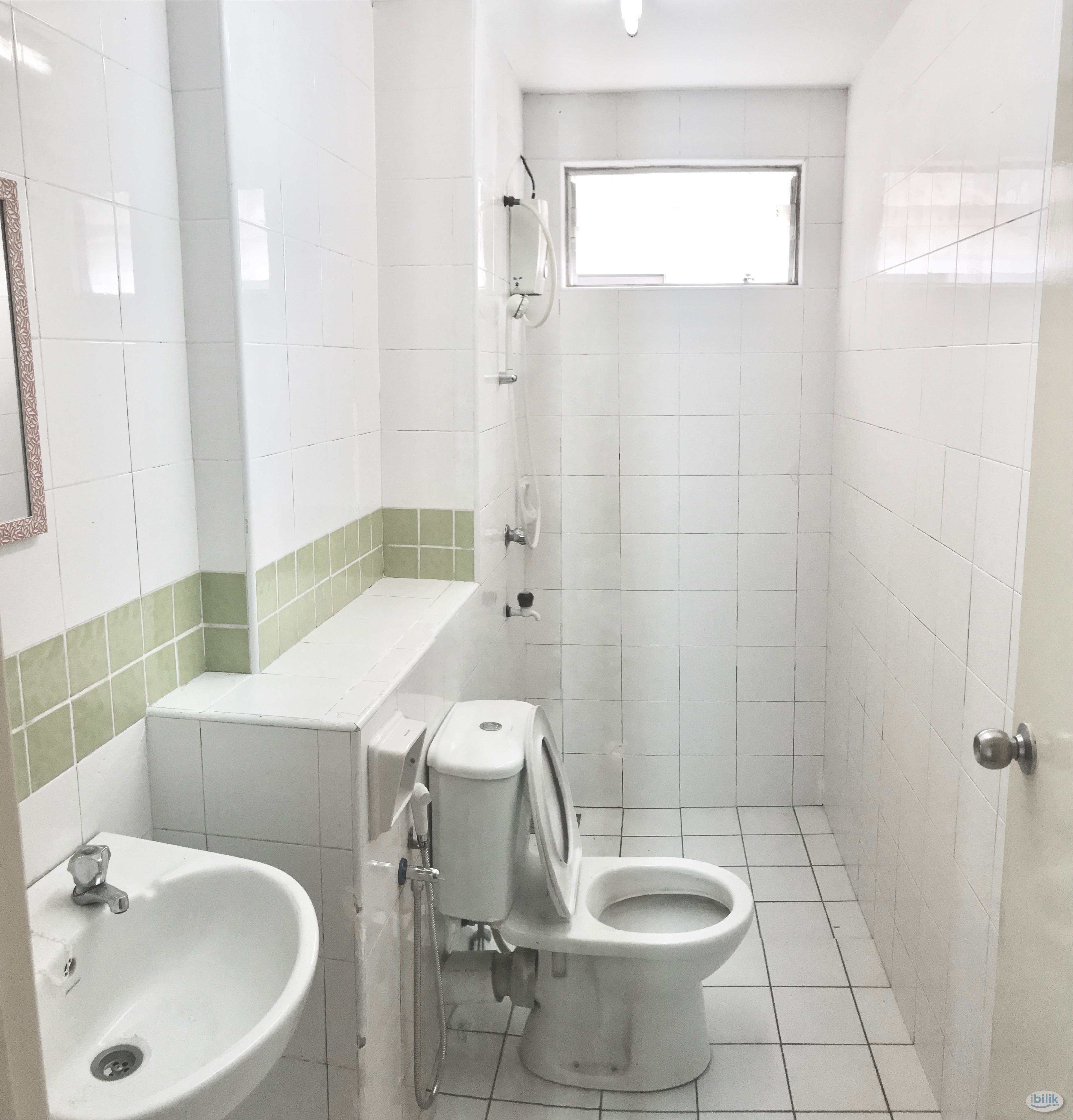 Single Room at Cyberia Crescent 2, Cyberjaya - Image 2