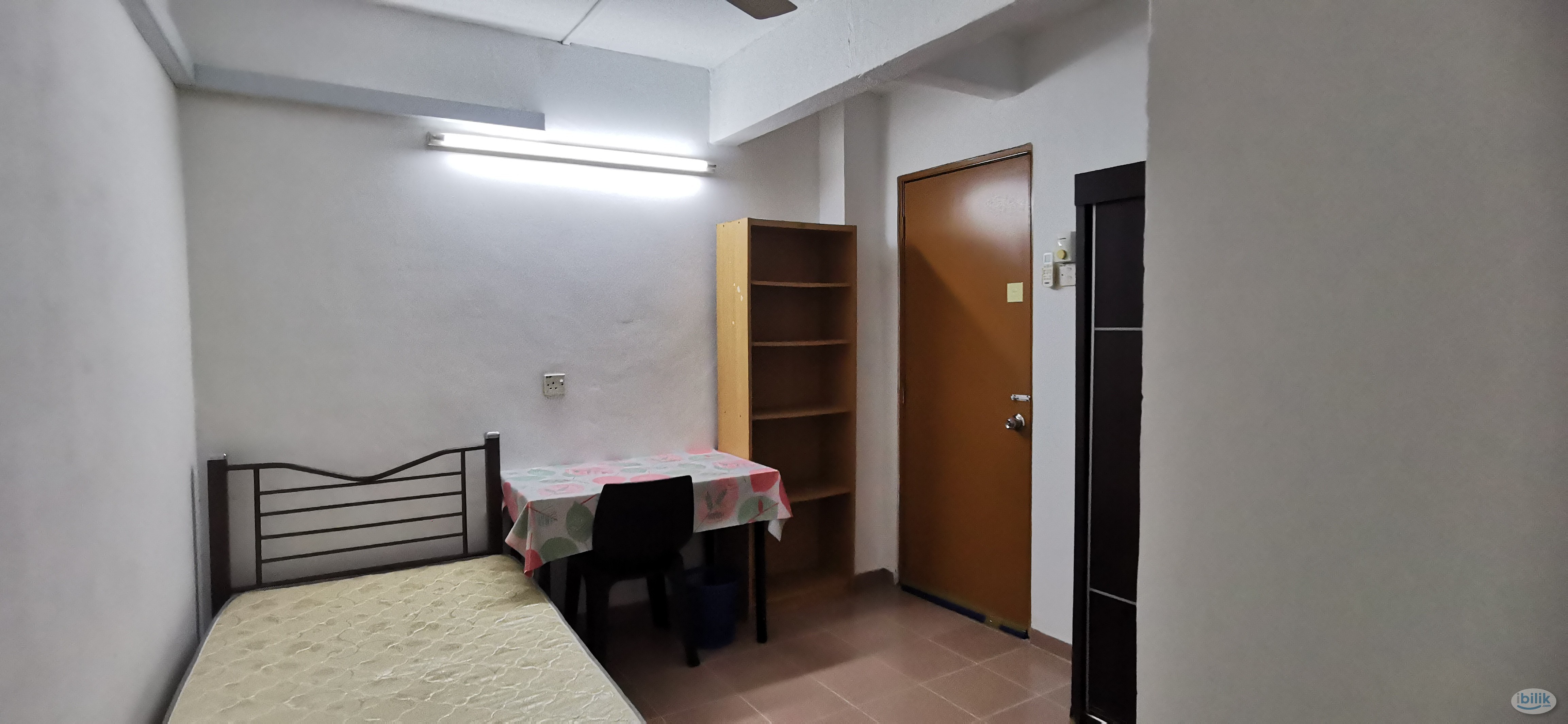 SS15 house facing Subang Jaya LRT / KTM station – own bath, room furnished posted by owner - Image 2
